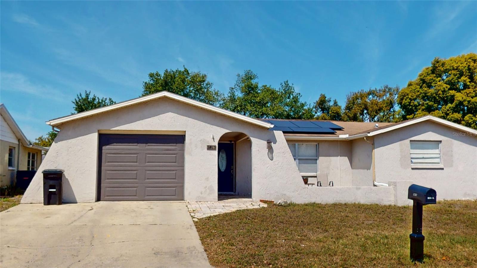 7415 San Moritz Dr