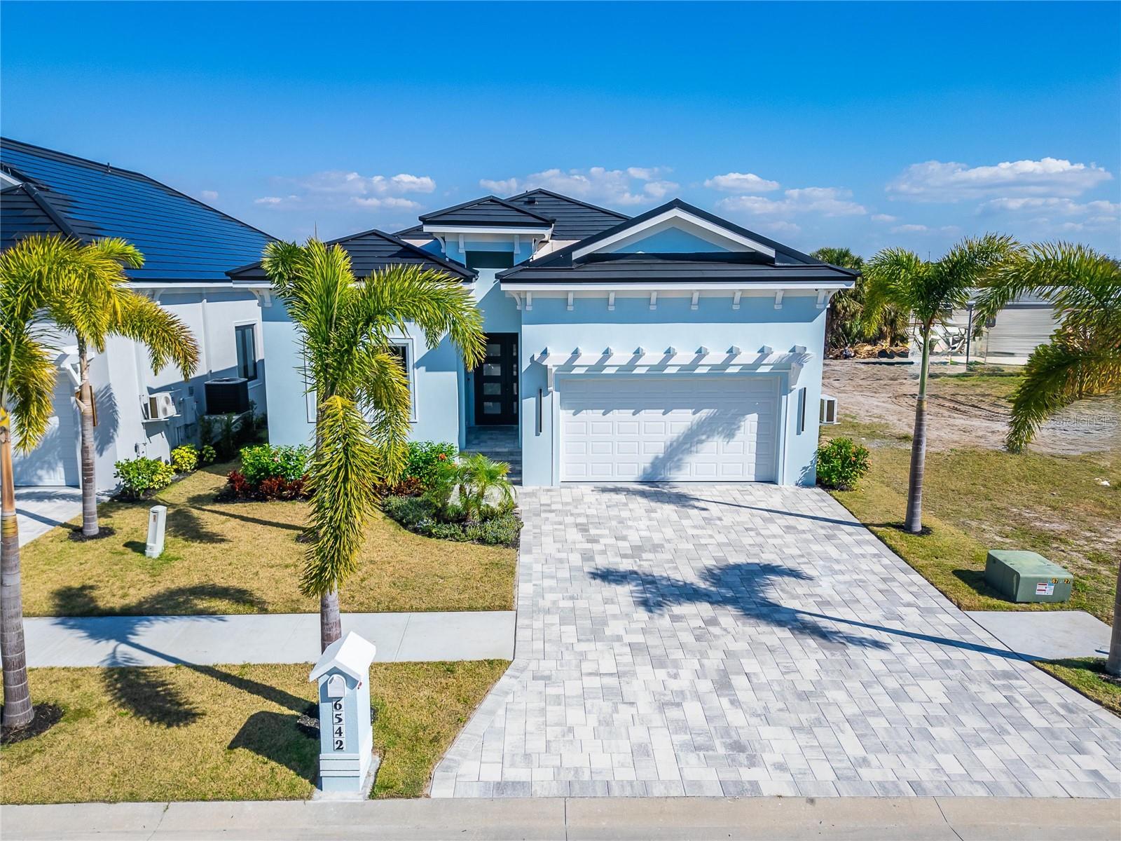 6542 Simone Shores Cir