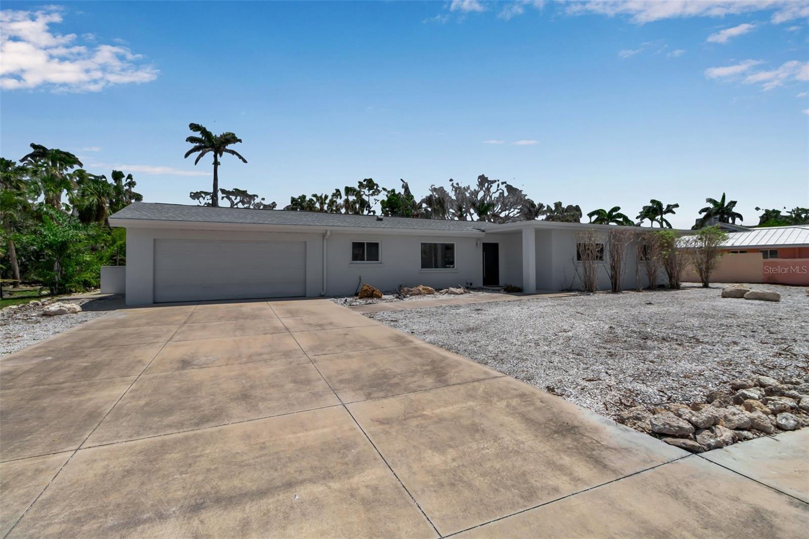 130 N Adams Dr