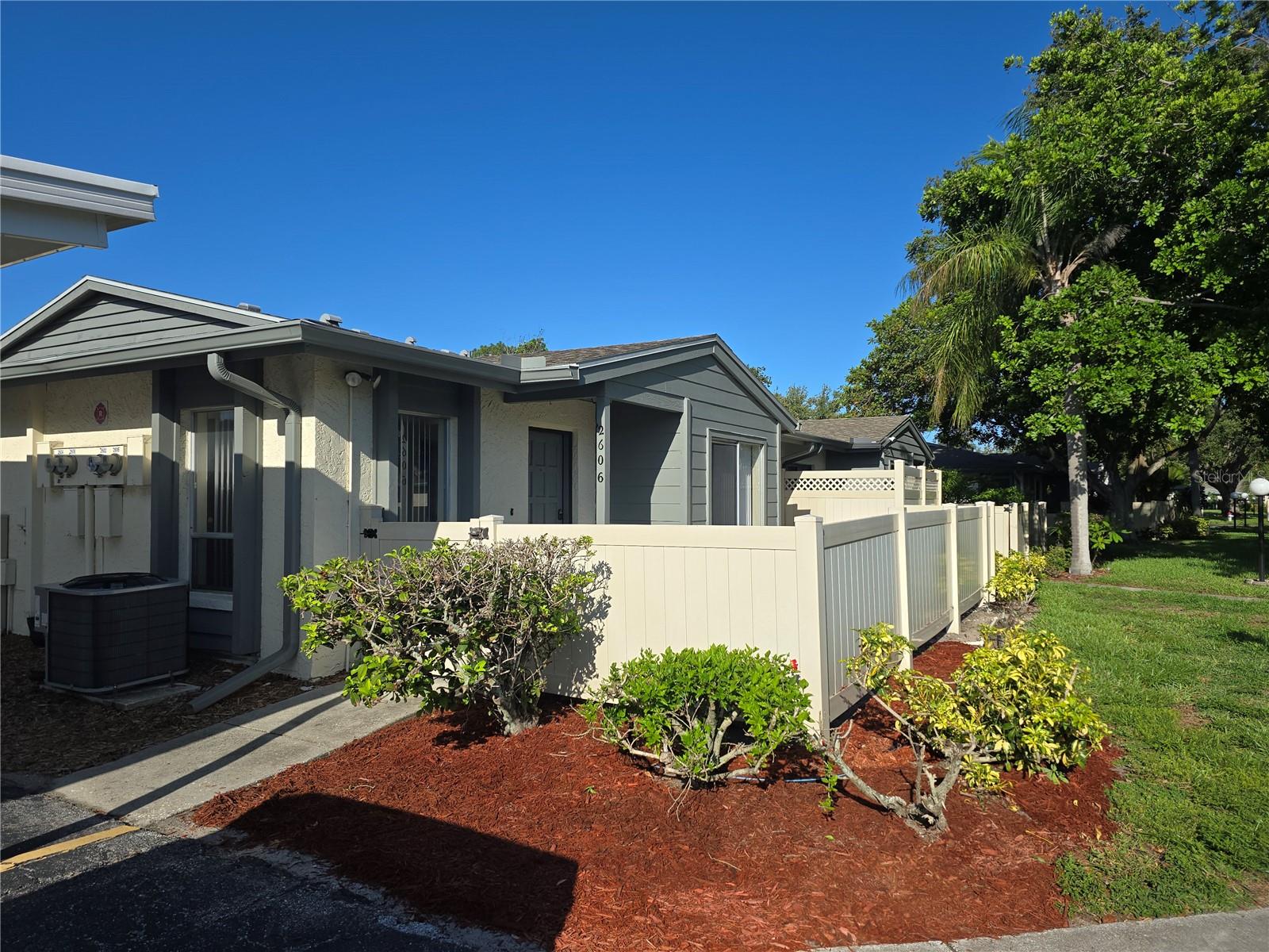 2606 29th Ave W #12