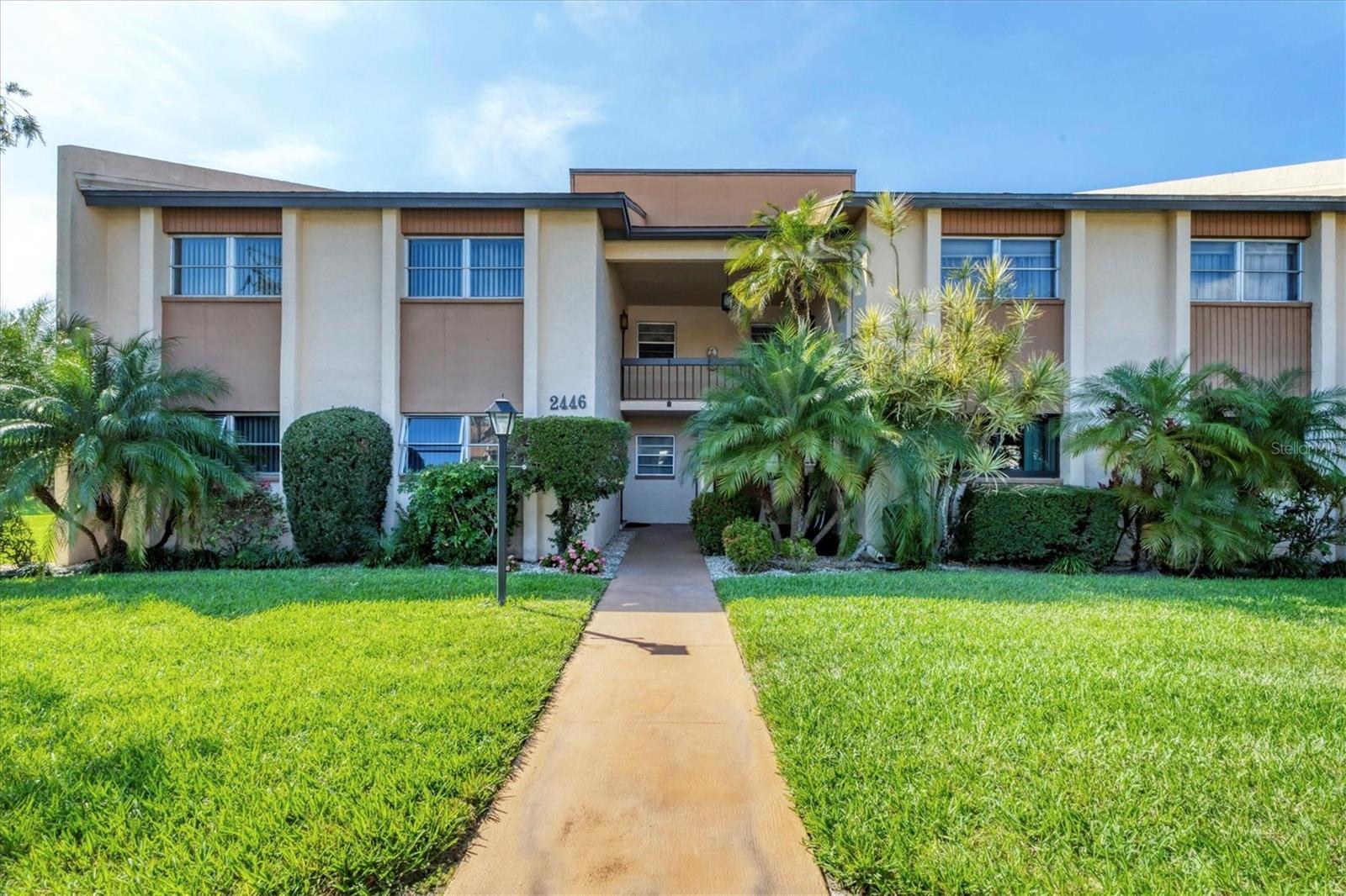 2446 Clubhouse Cir #202