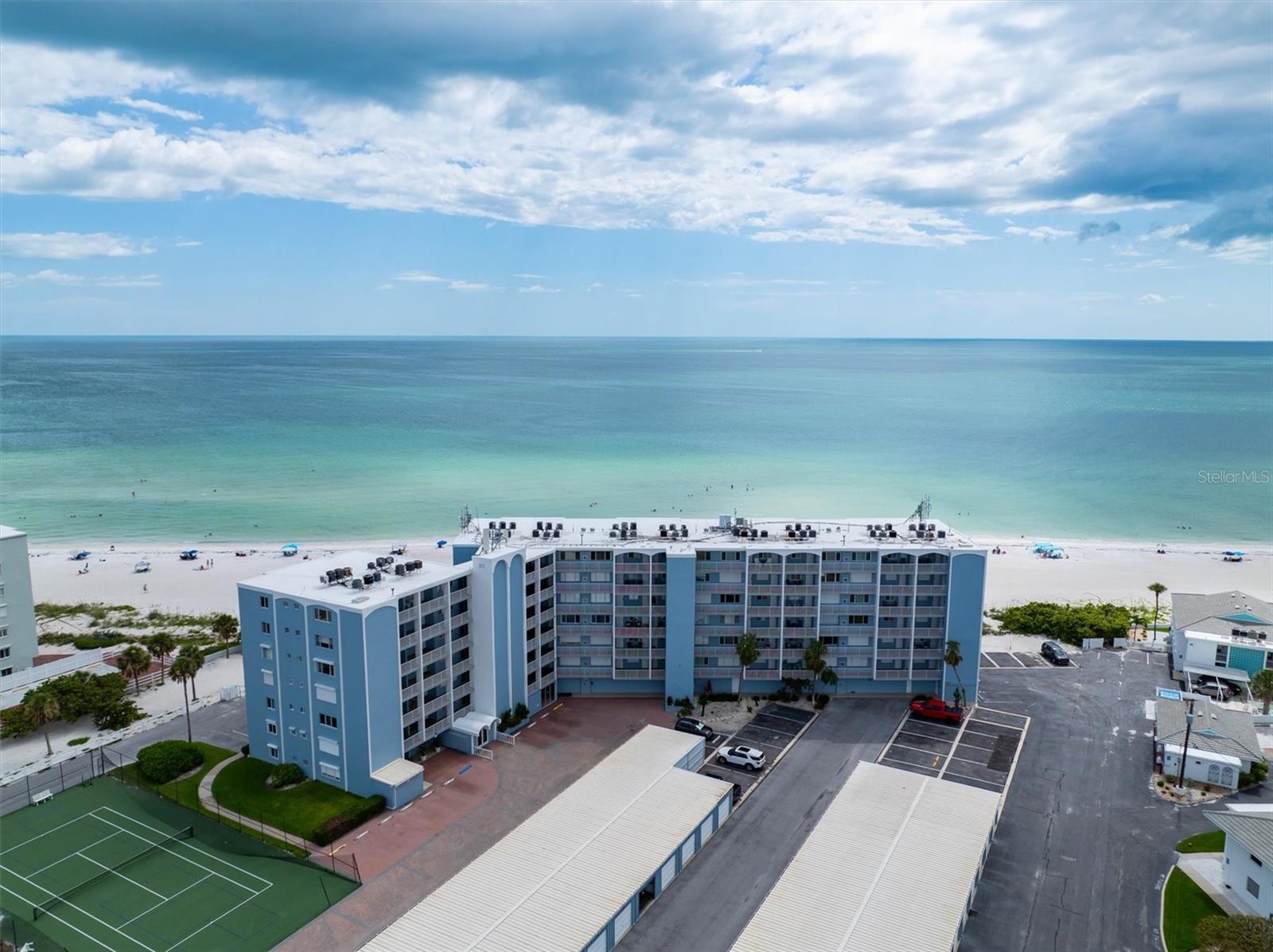 5300 Gulf Dr #105