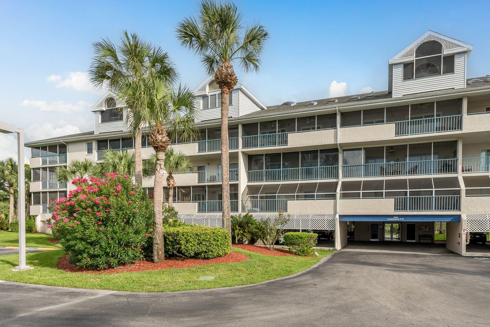 5557 Sea Forest Dr #118