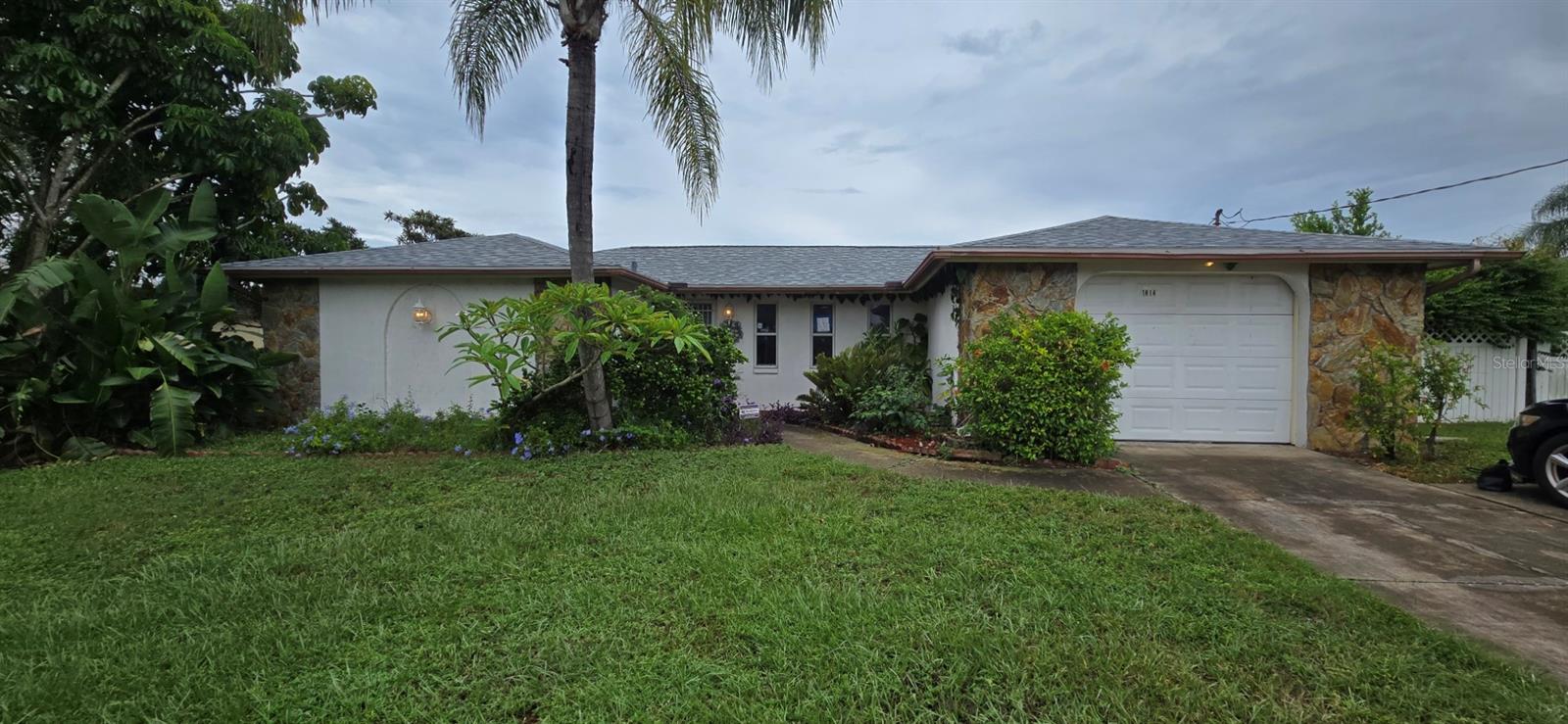 1414 Grand Blvd