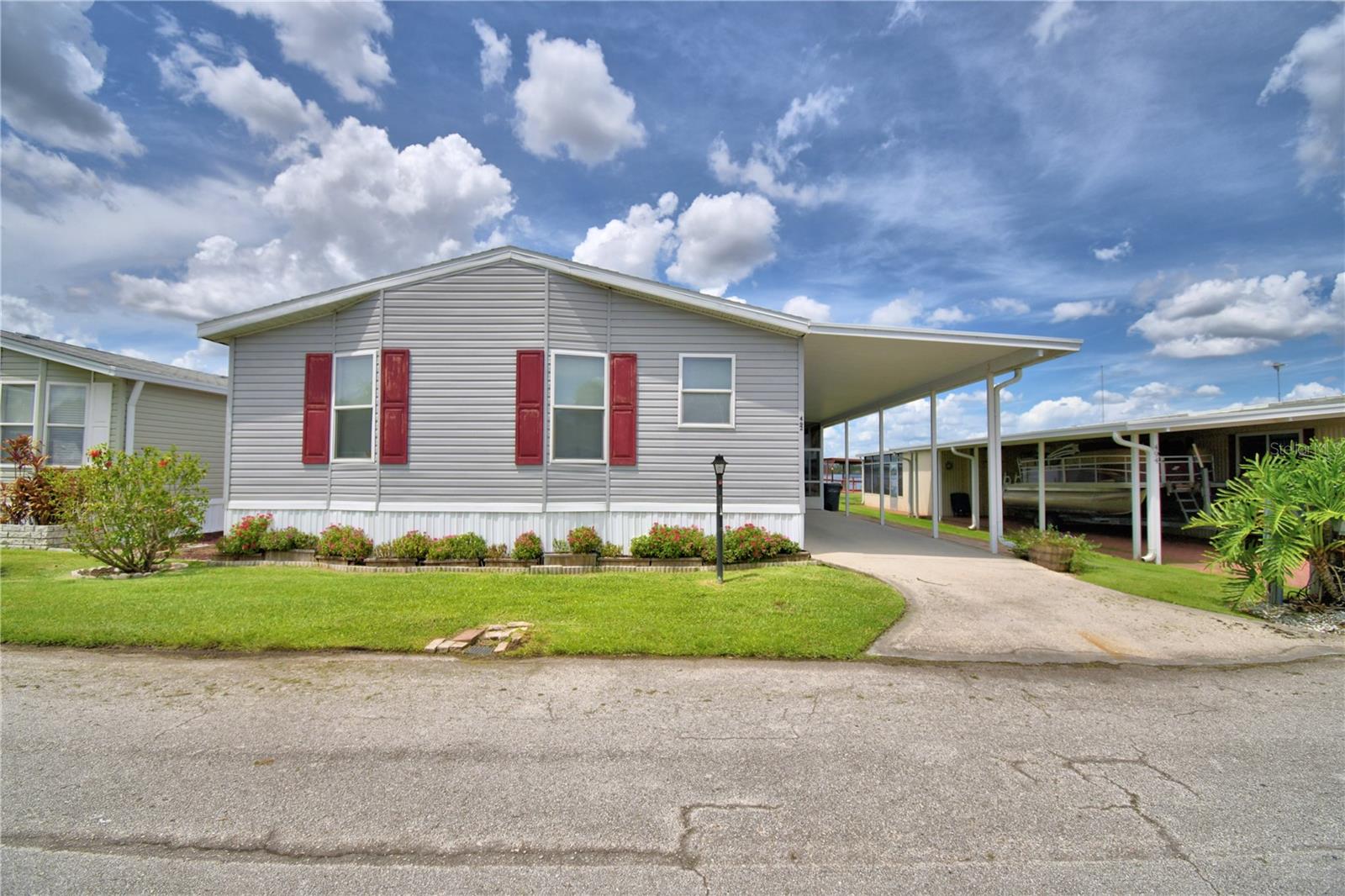 492 Lakeside Ranch Cir