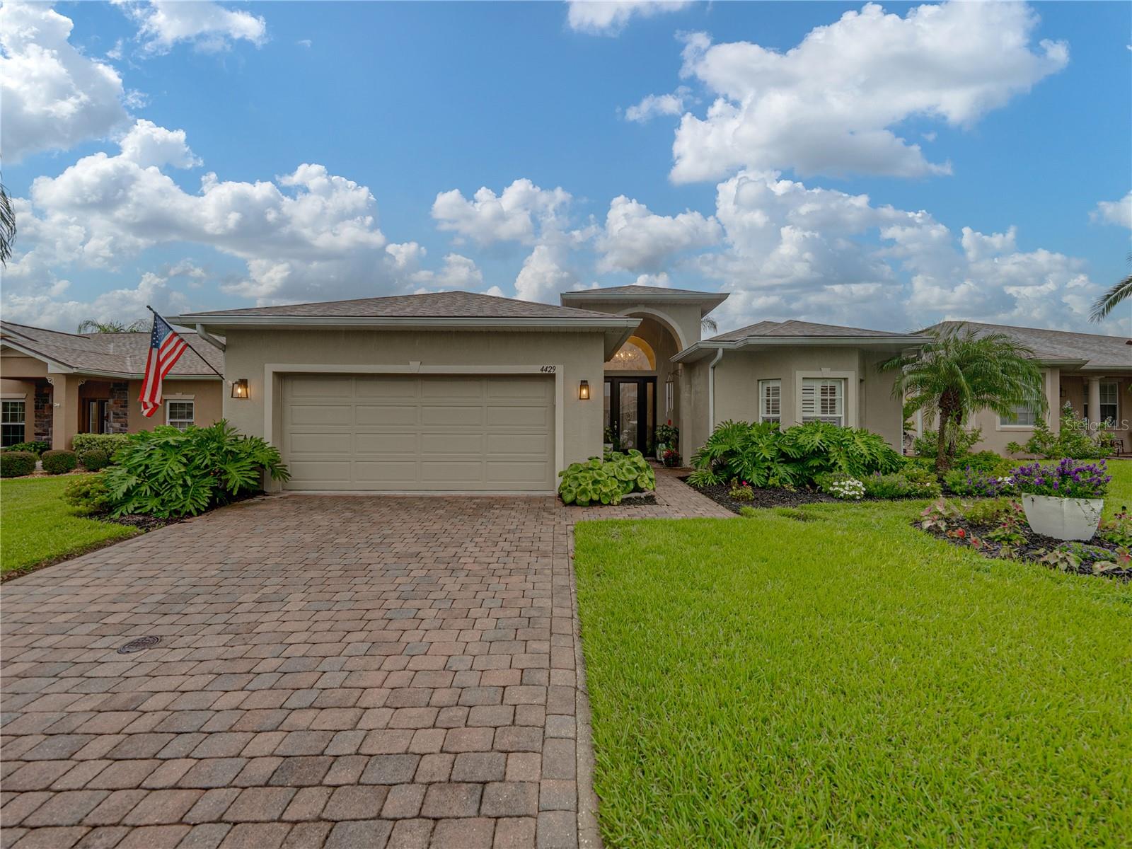 4429 Turnberry Ln