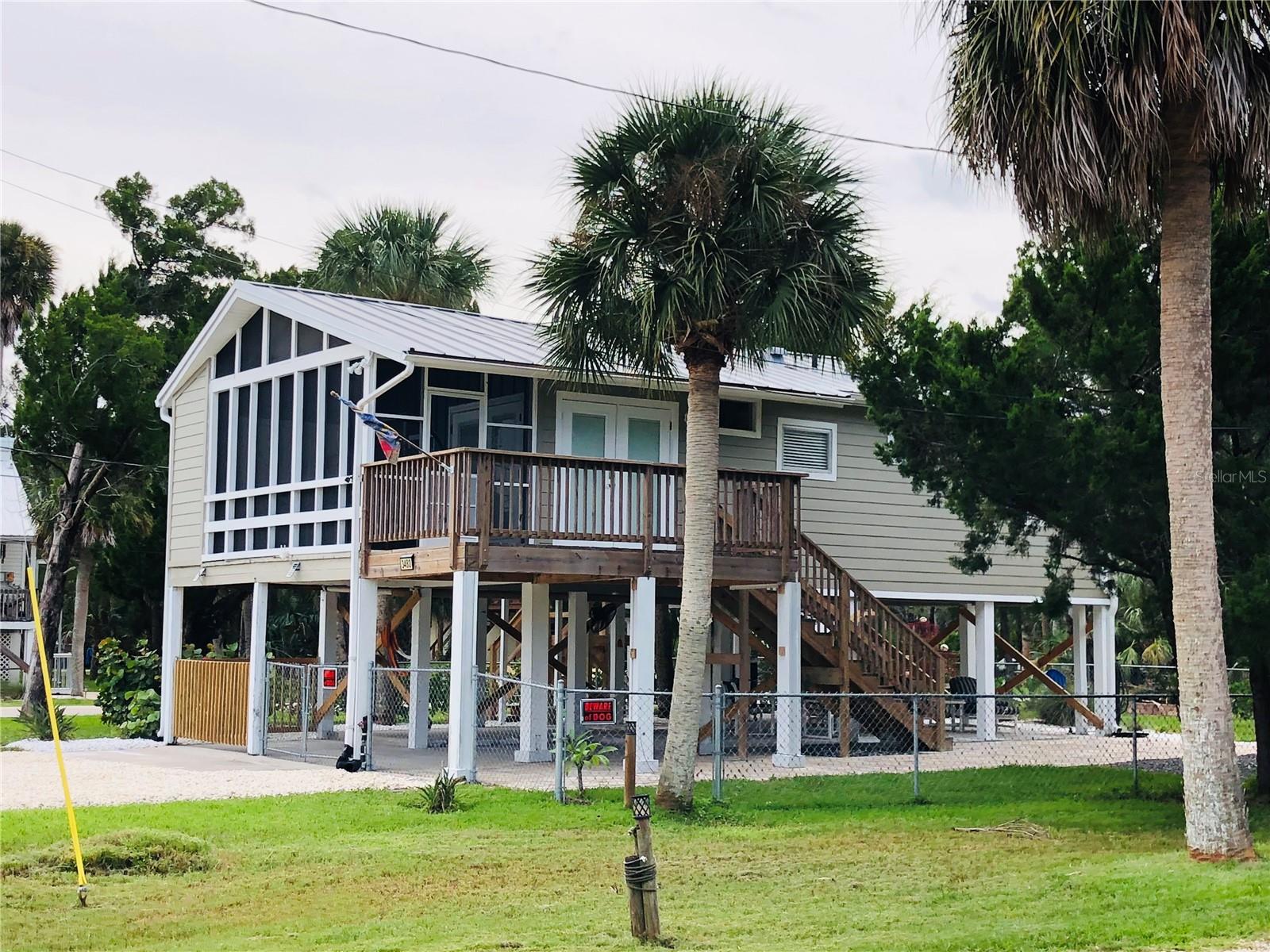 3480 Harbor Dr
