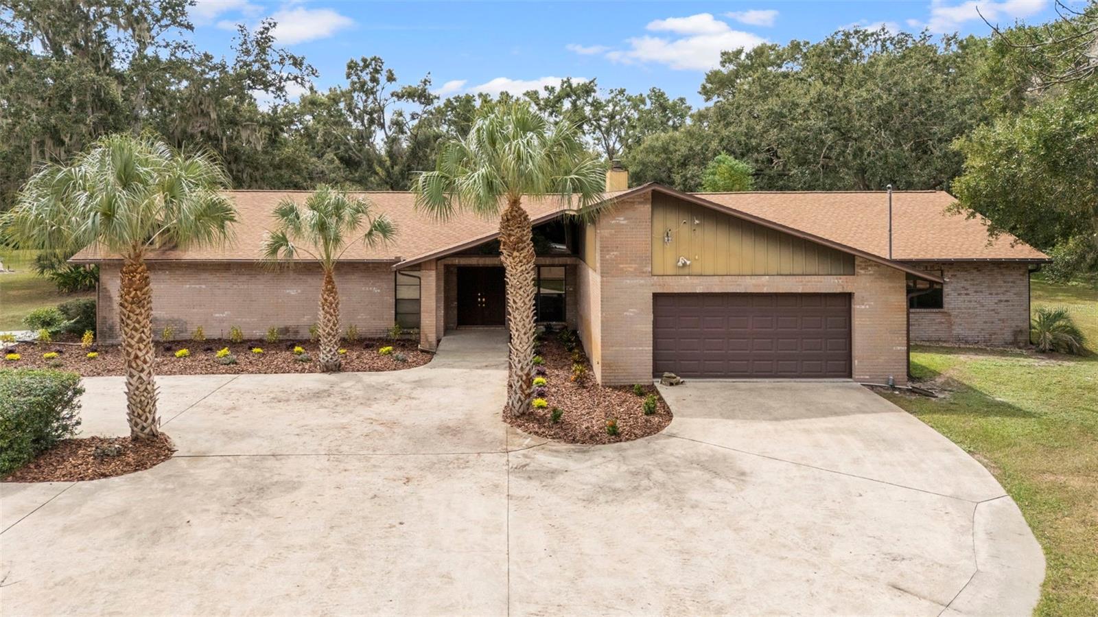 309 Hidden Lake Dr