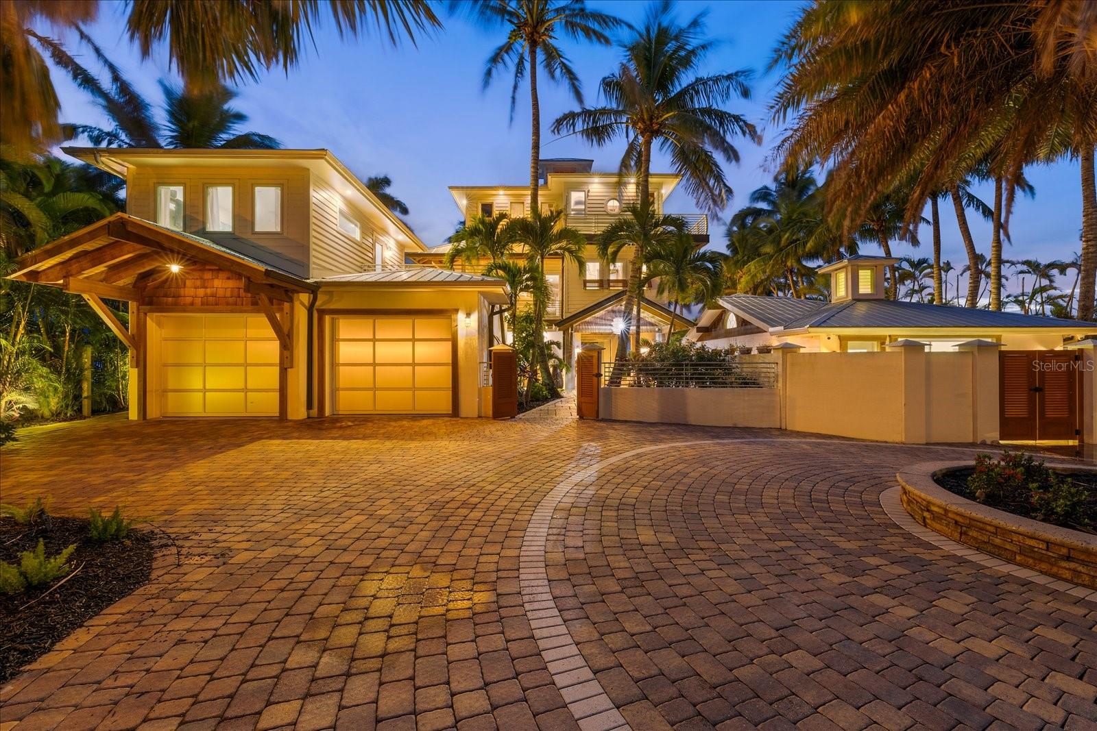 10216 46th Ave W
