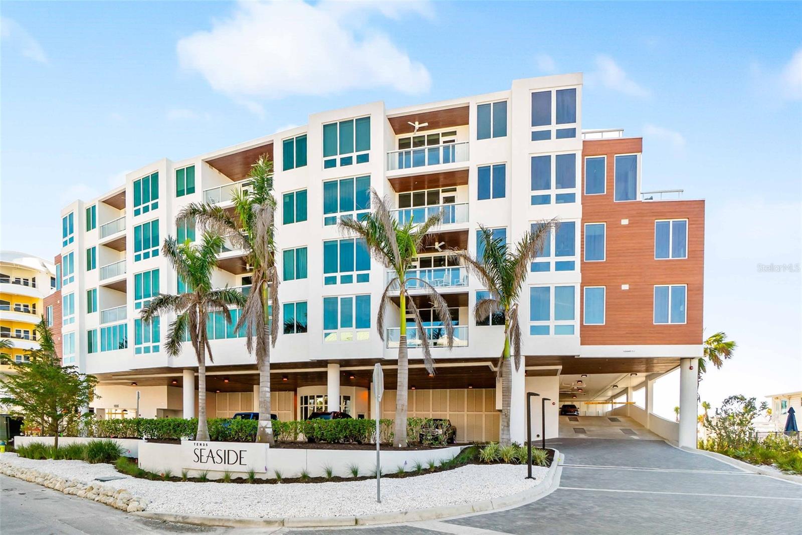 1035 Seaside Dr #603
