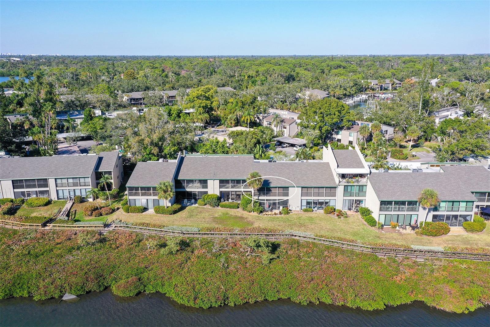 1518 Pelican Point Dr #257