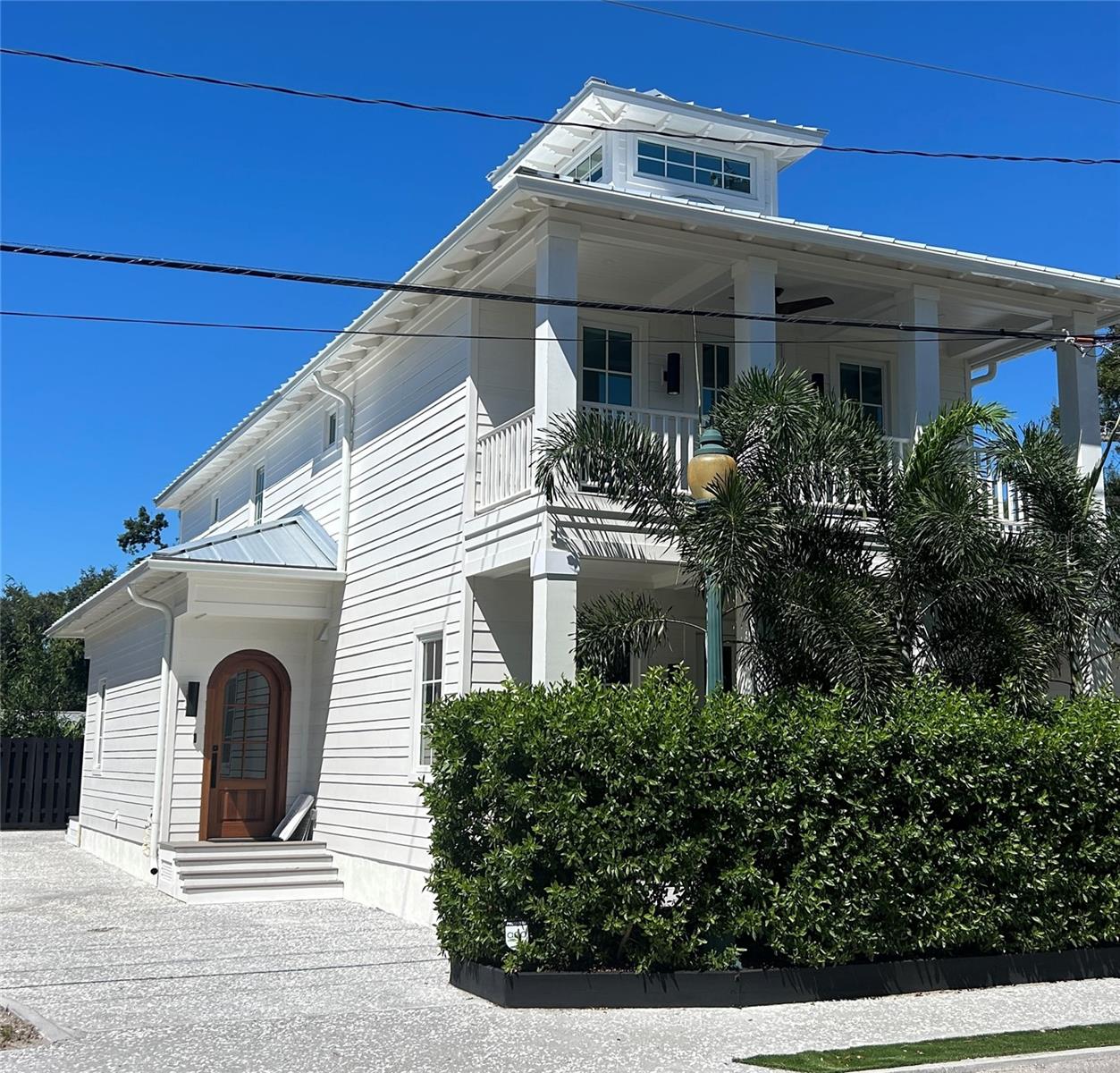 417 N Osprey Ave