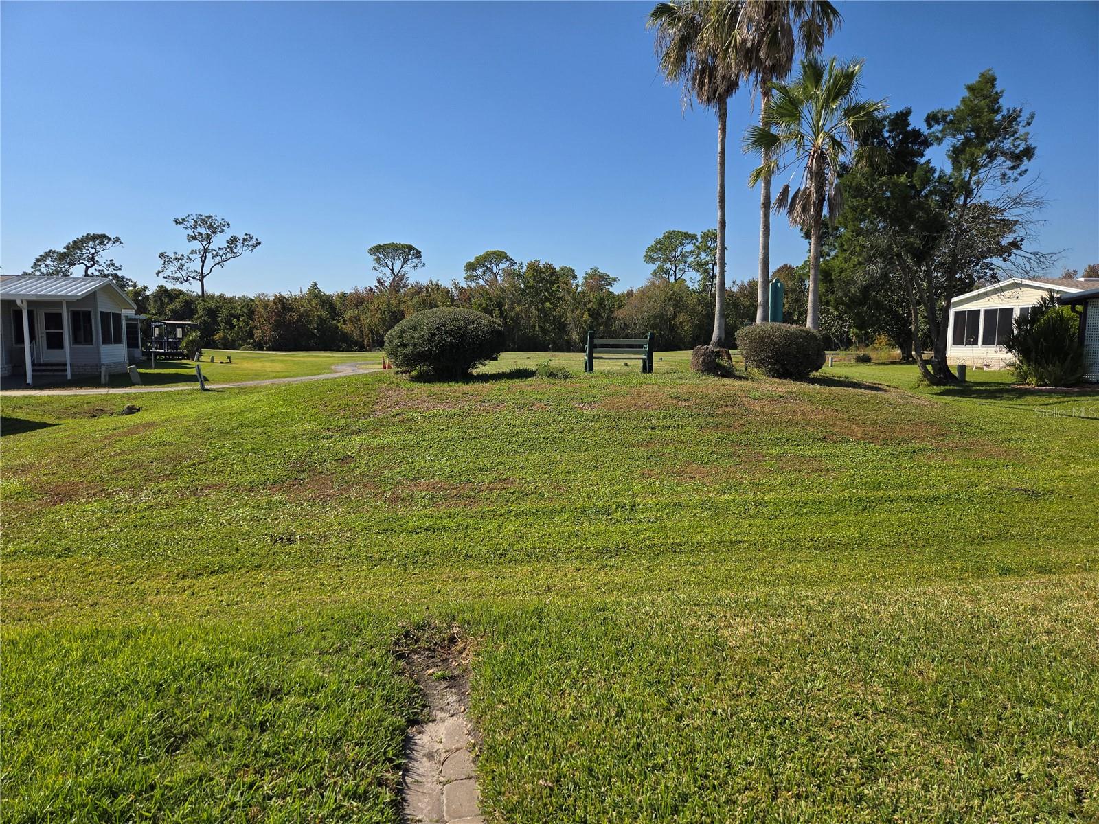 43 Leopold Ln
