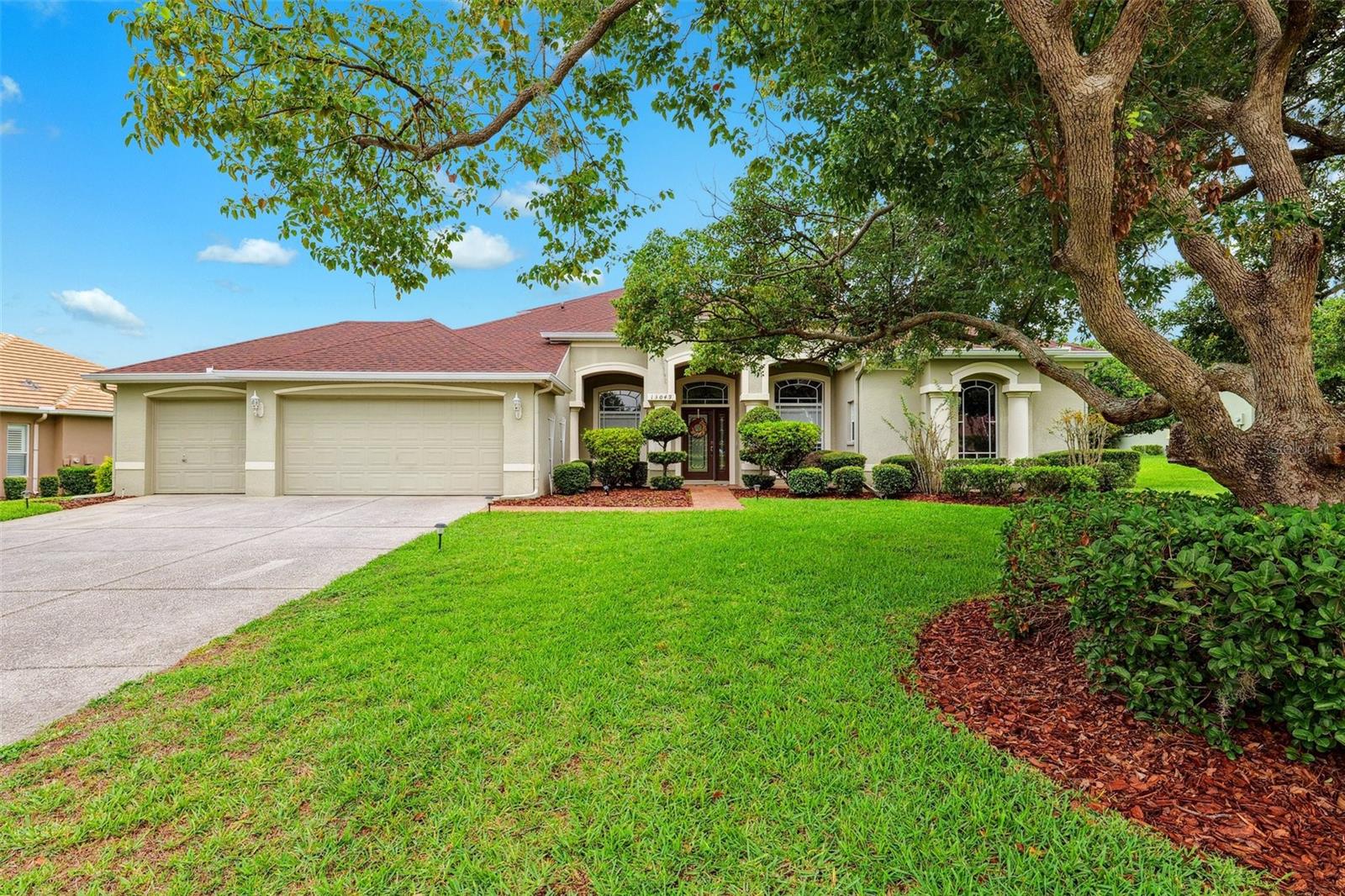 13049 Thoroughbred Dr