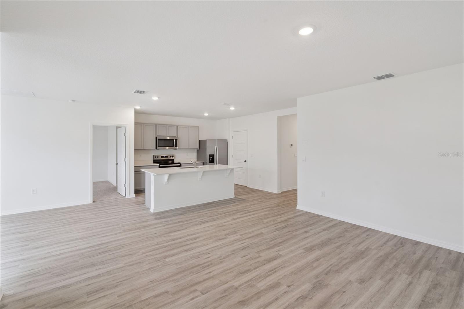 3807 Pomelo Dr