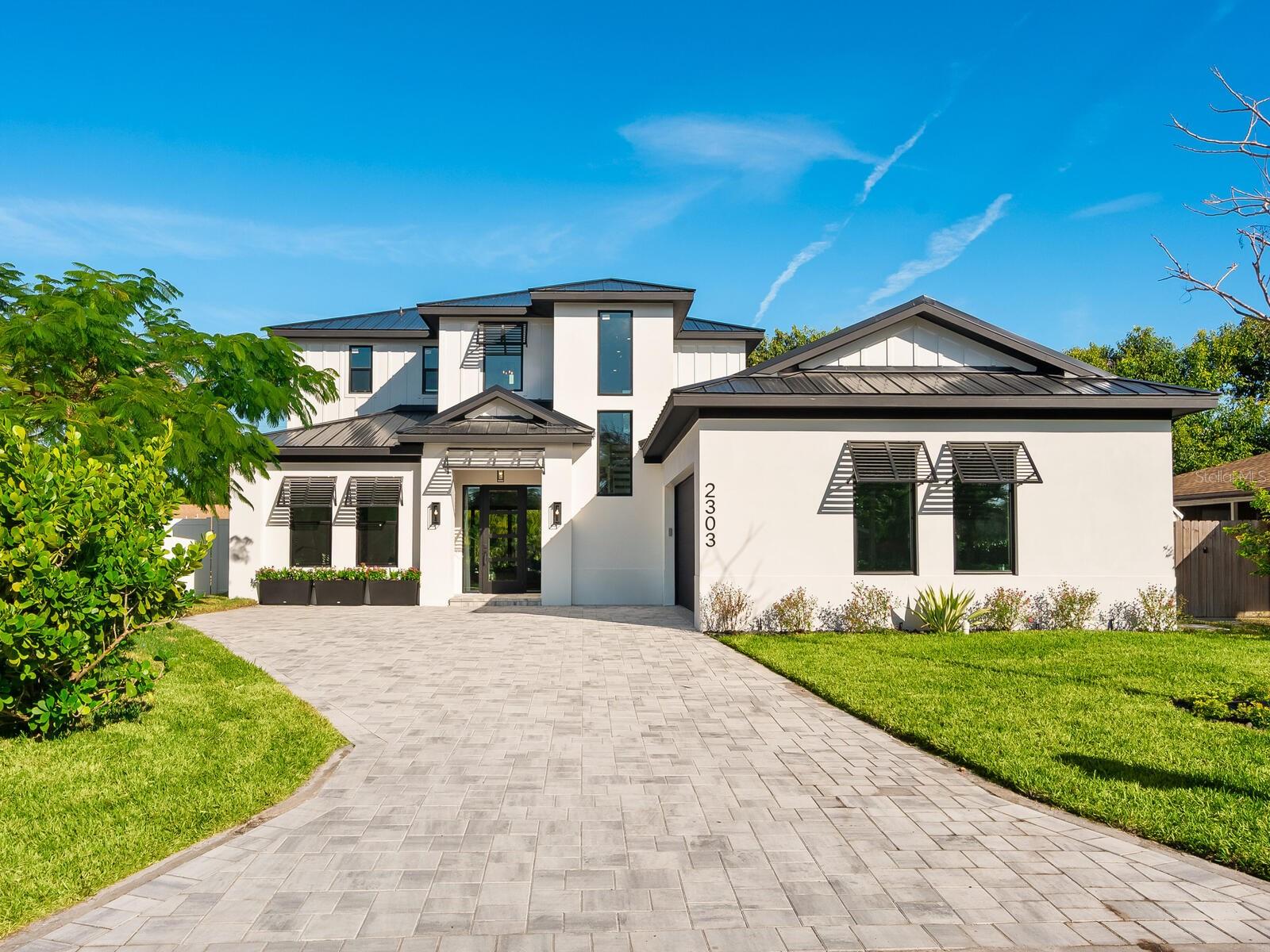 2303 Loma Linda St