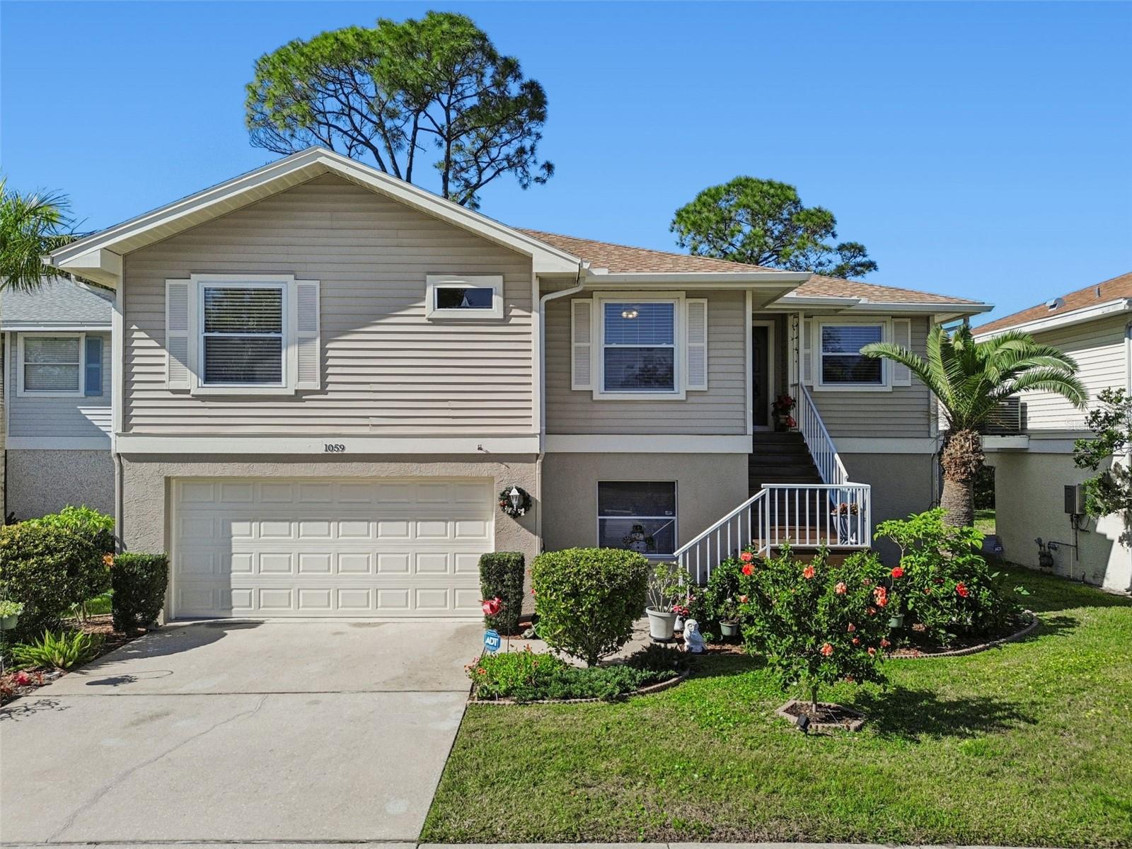 1059 S Pointe Alexis Dr