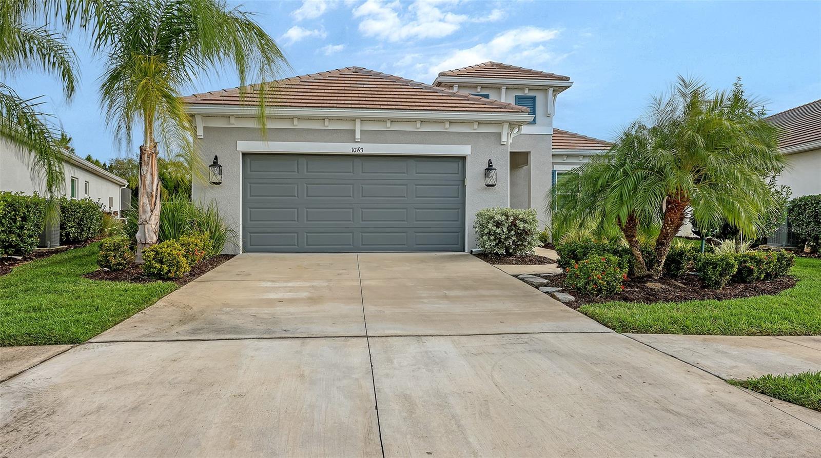 10193 Canaveral Cir