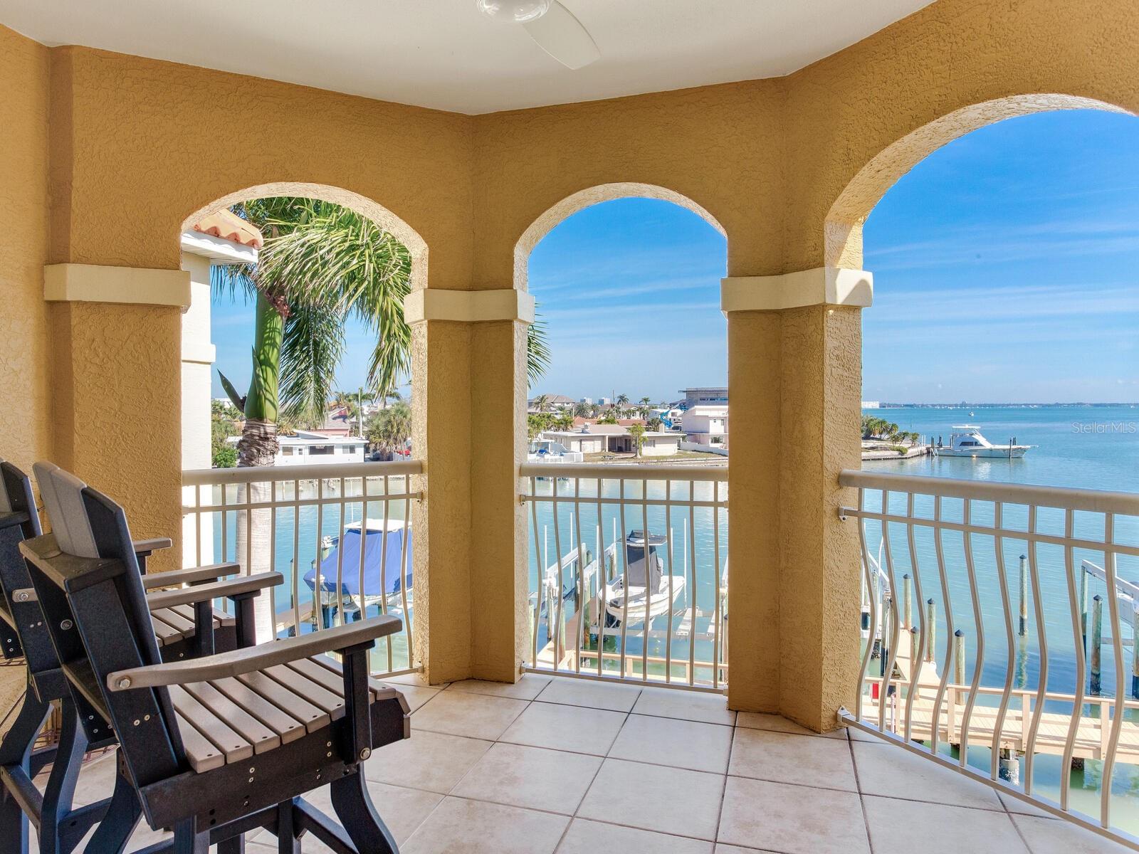 5353 Gulf Blvd #B202