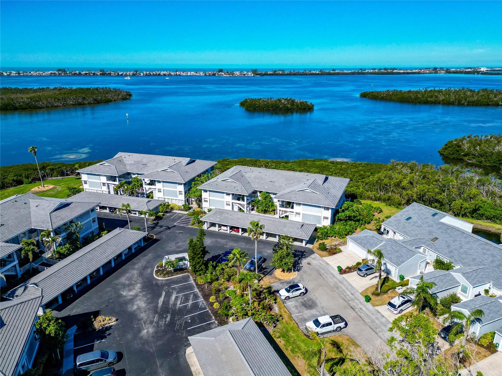 1389 Perico Pointe Cir Cir #140