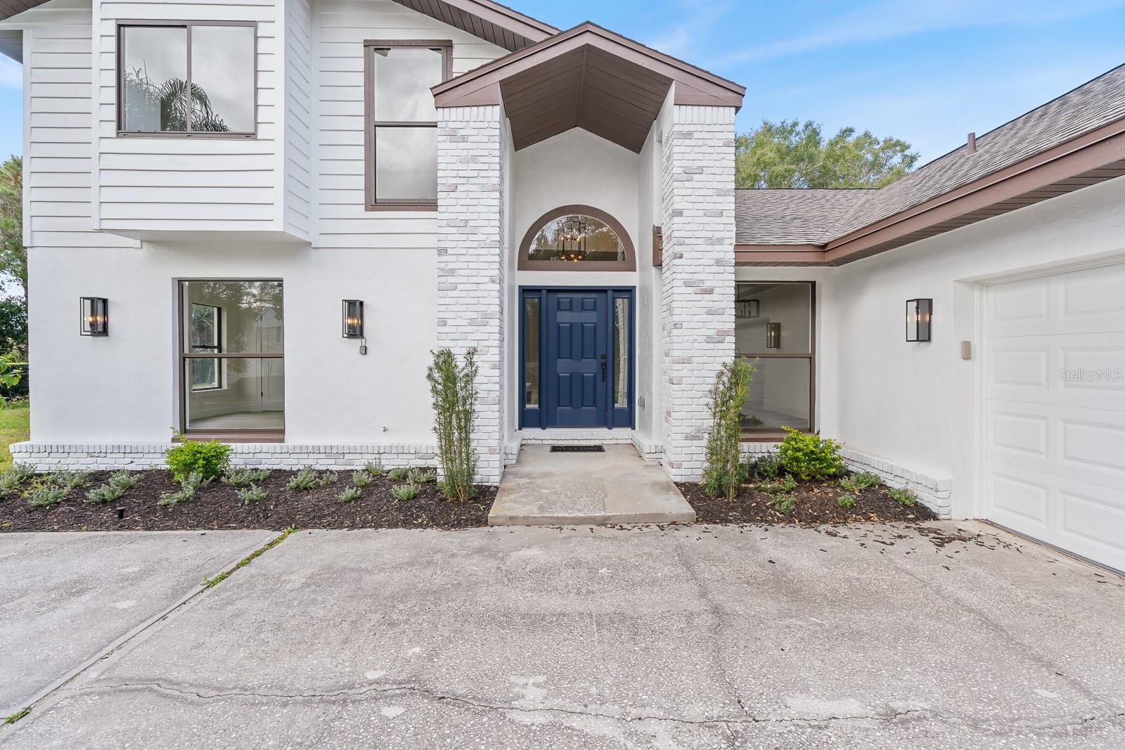 1944 Vista View Dr