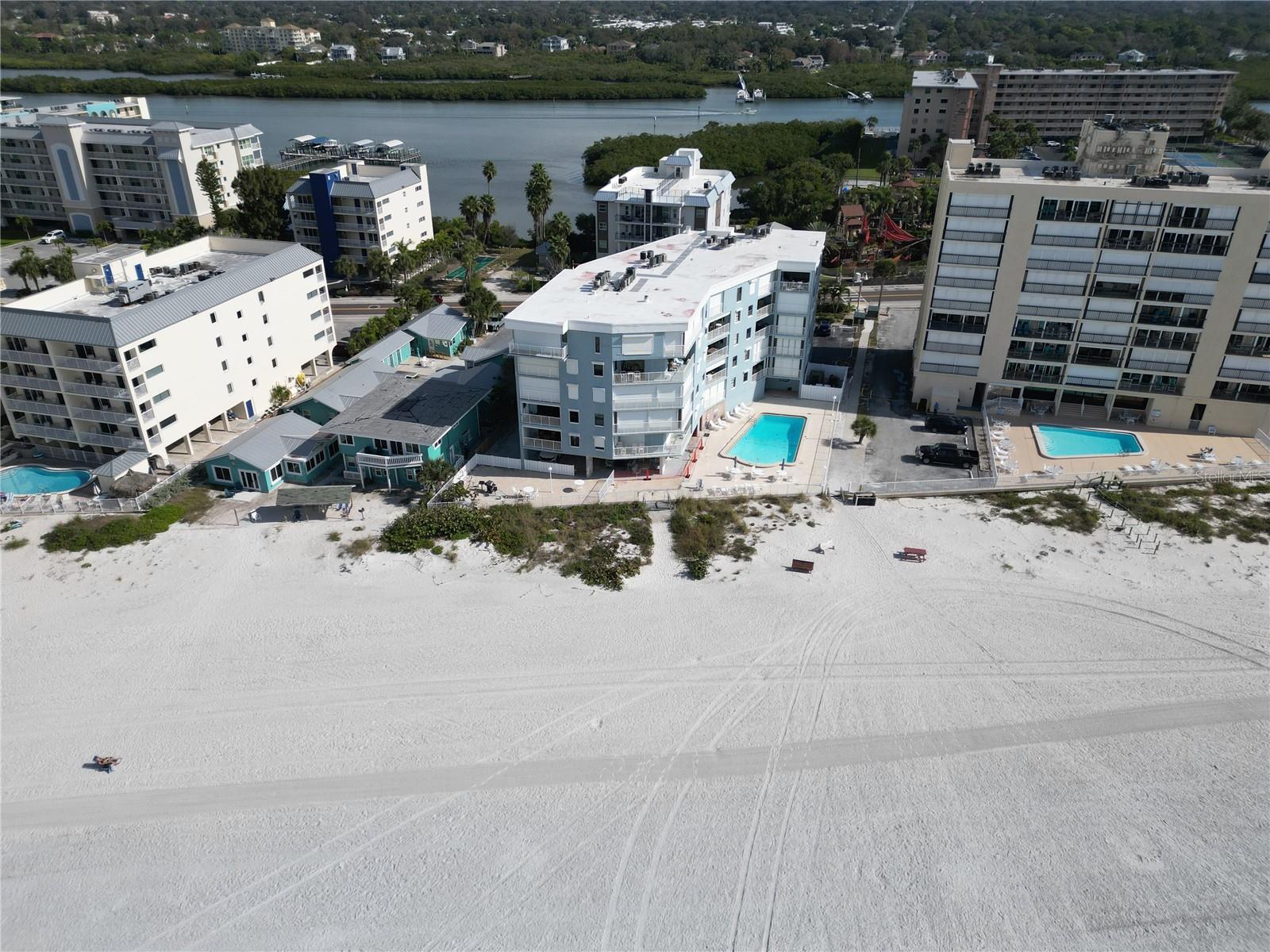 19500 Gulf Blvd #102