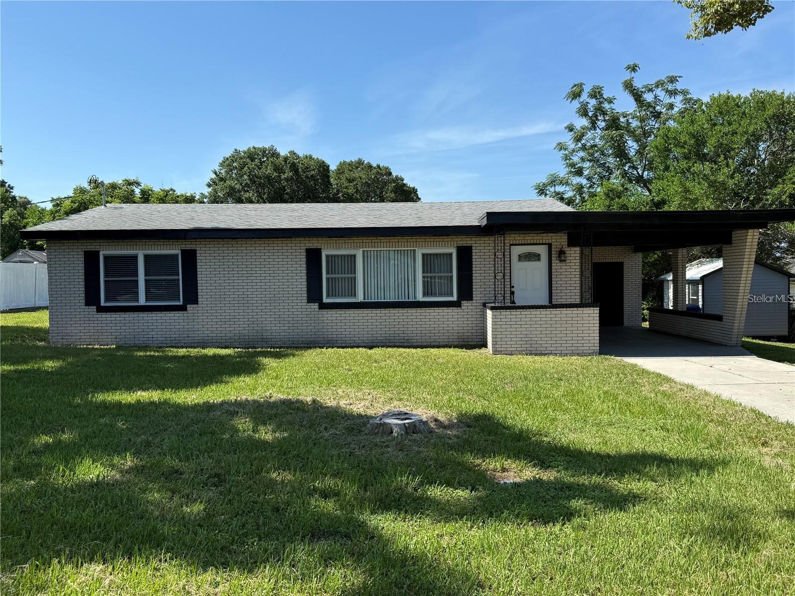 260 W Interlachen St
