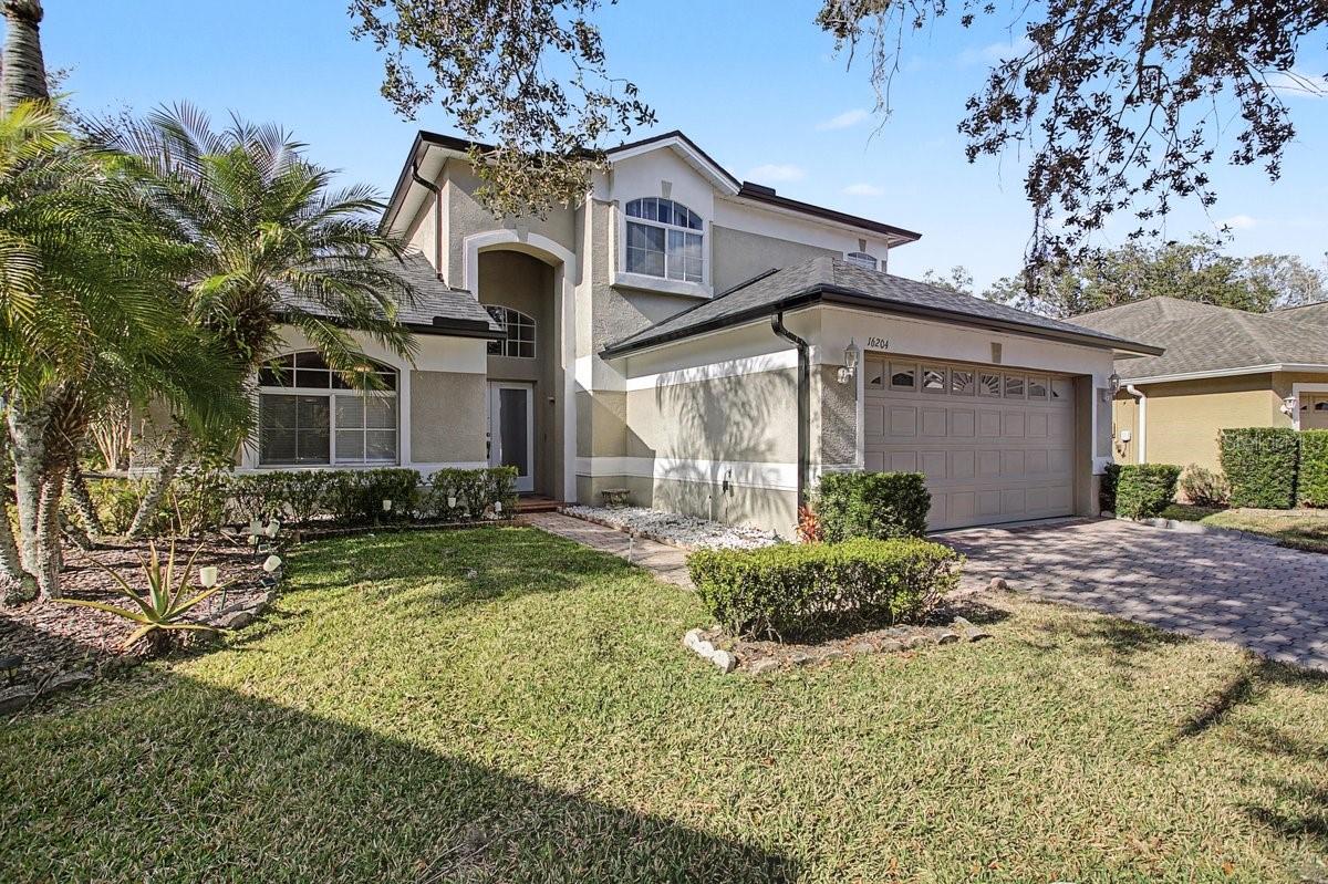 16204 Hampton Trace CT