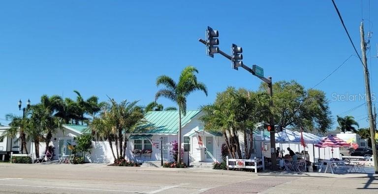 3351 Bahia Vista St