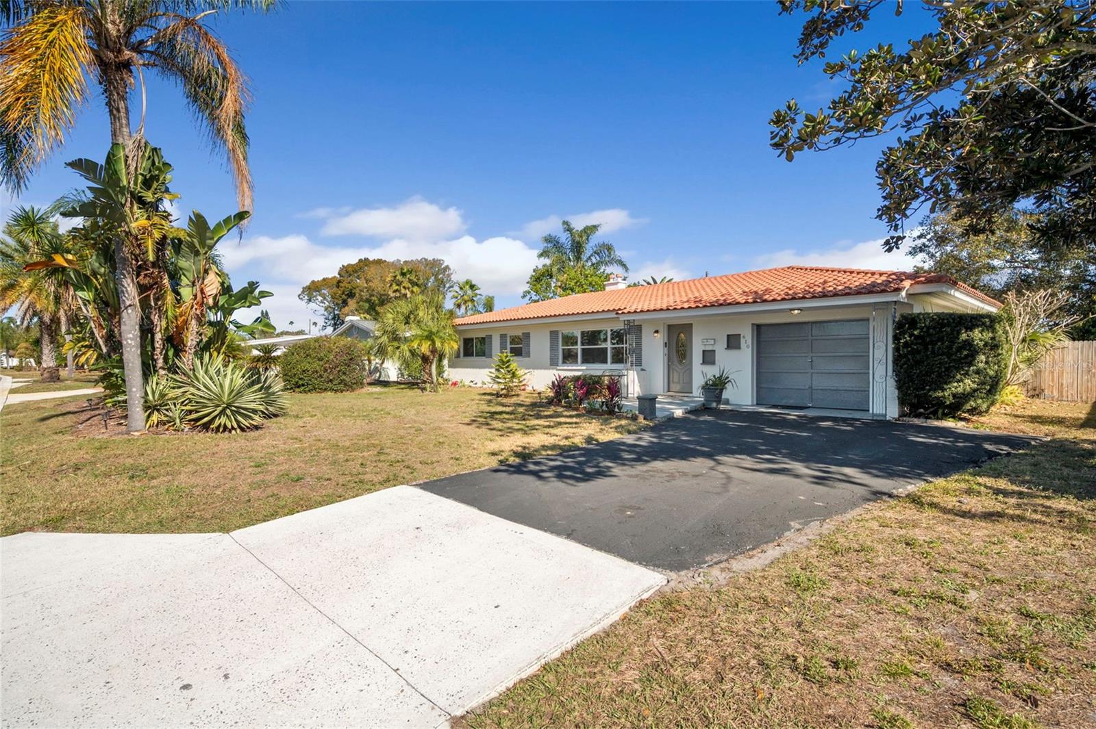 610 Palm Ave