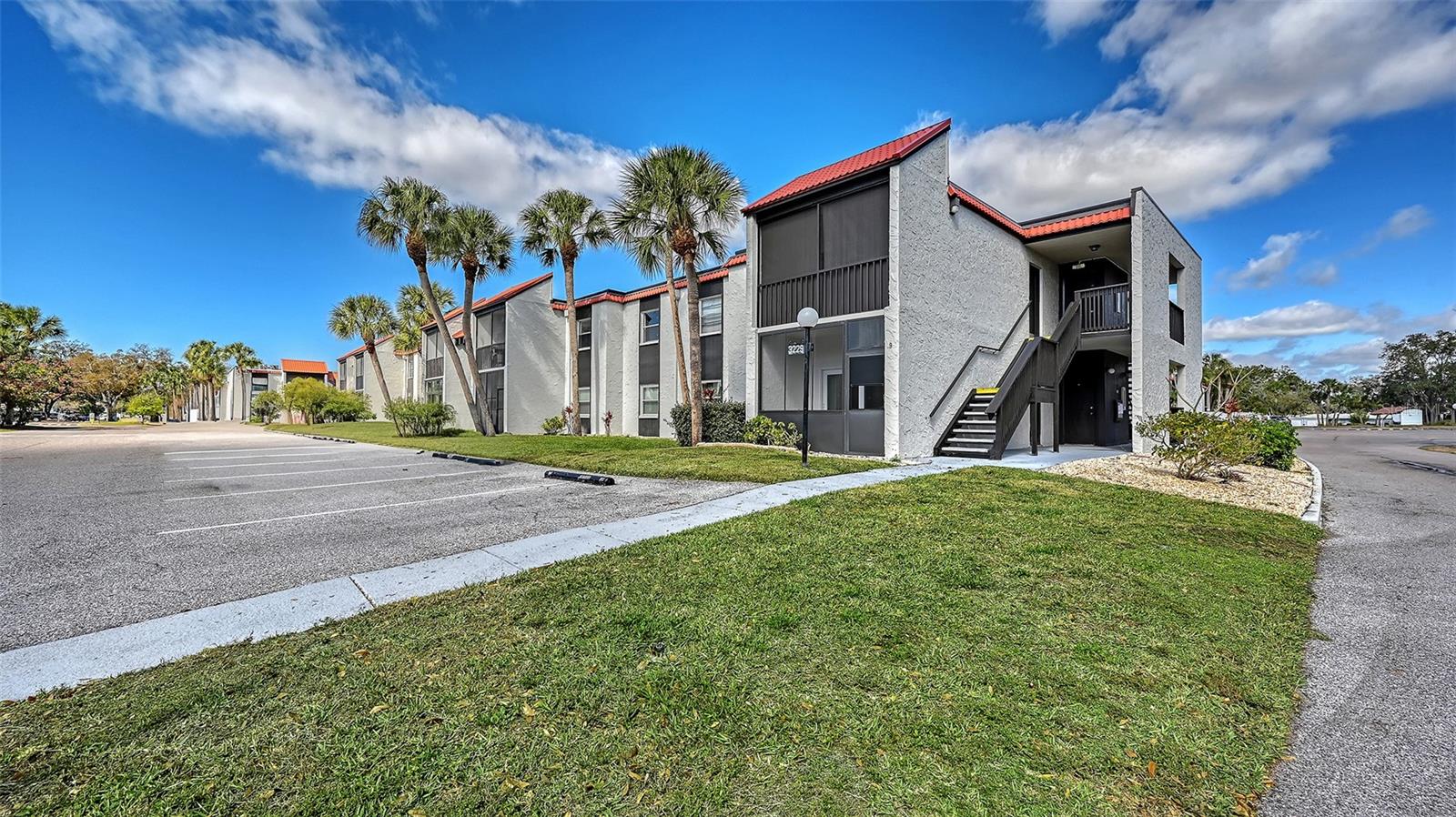3229 Beneva Rd #101