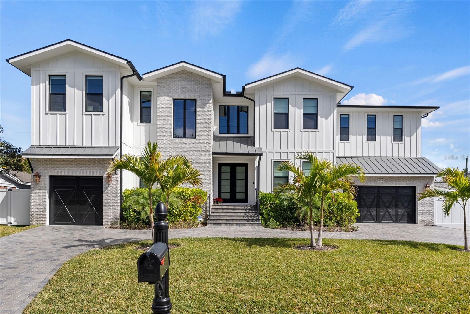 615 Luzon Ave