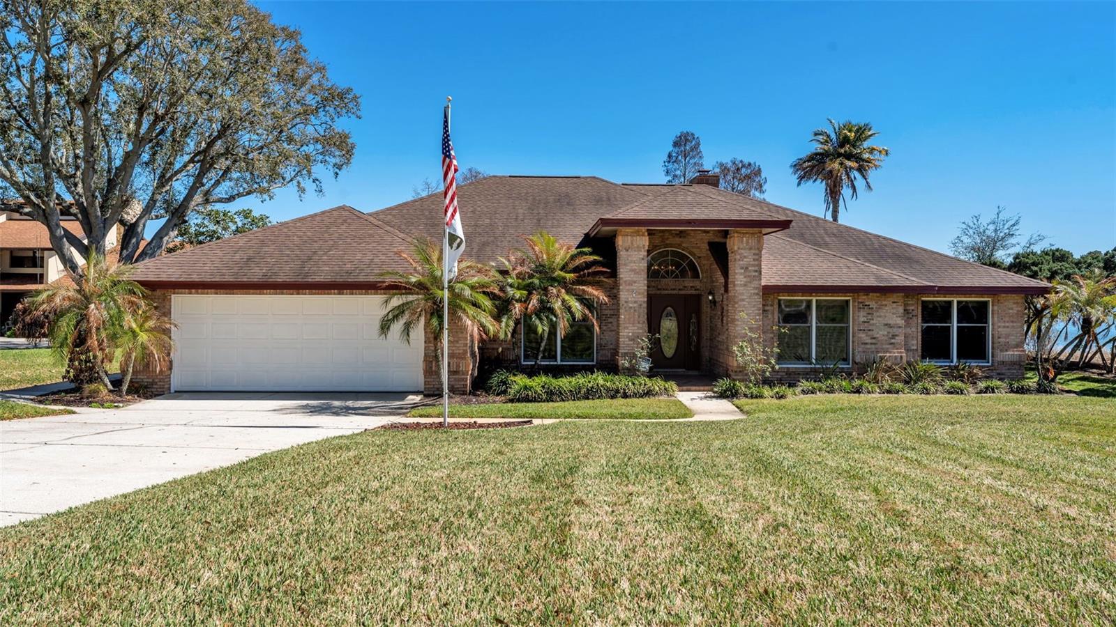 122 W Juliana Way