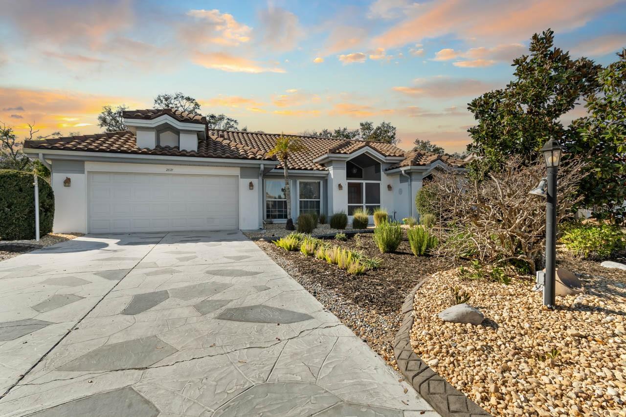 2021 Berry Roberts Dr
