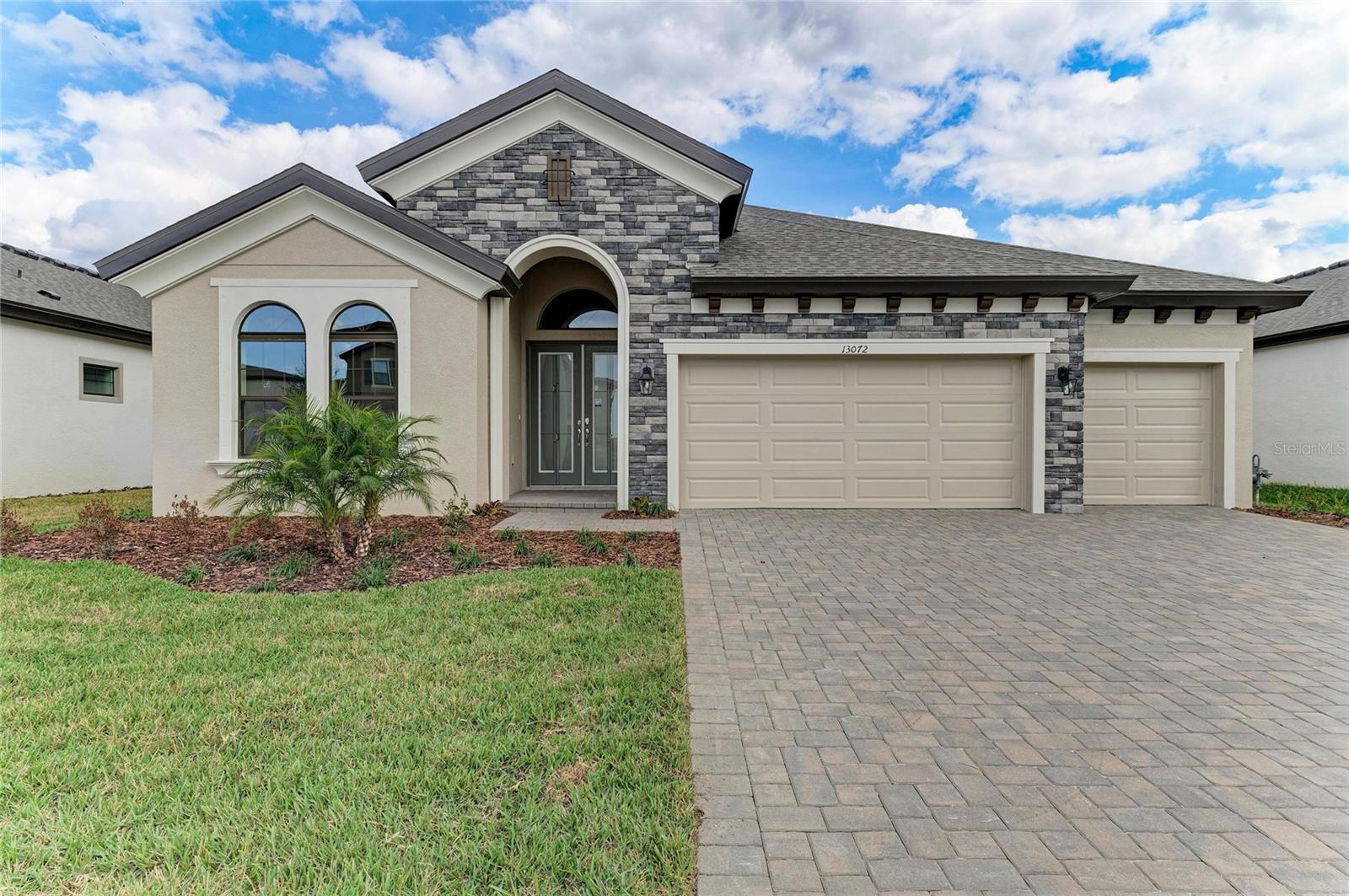 13072 Homestead Ln
