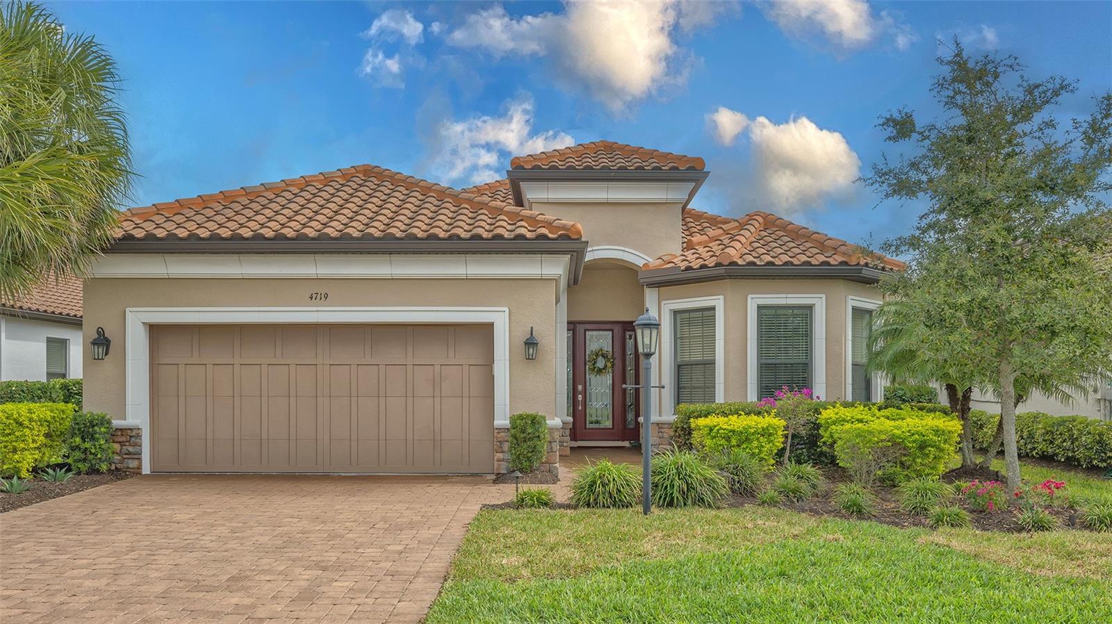 4719 Cassio CT