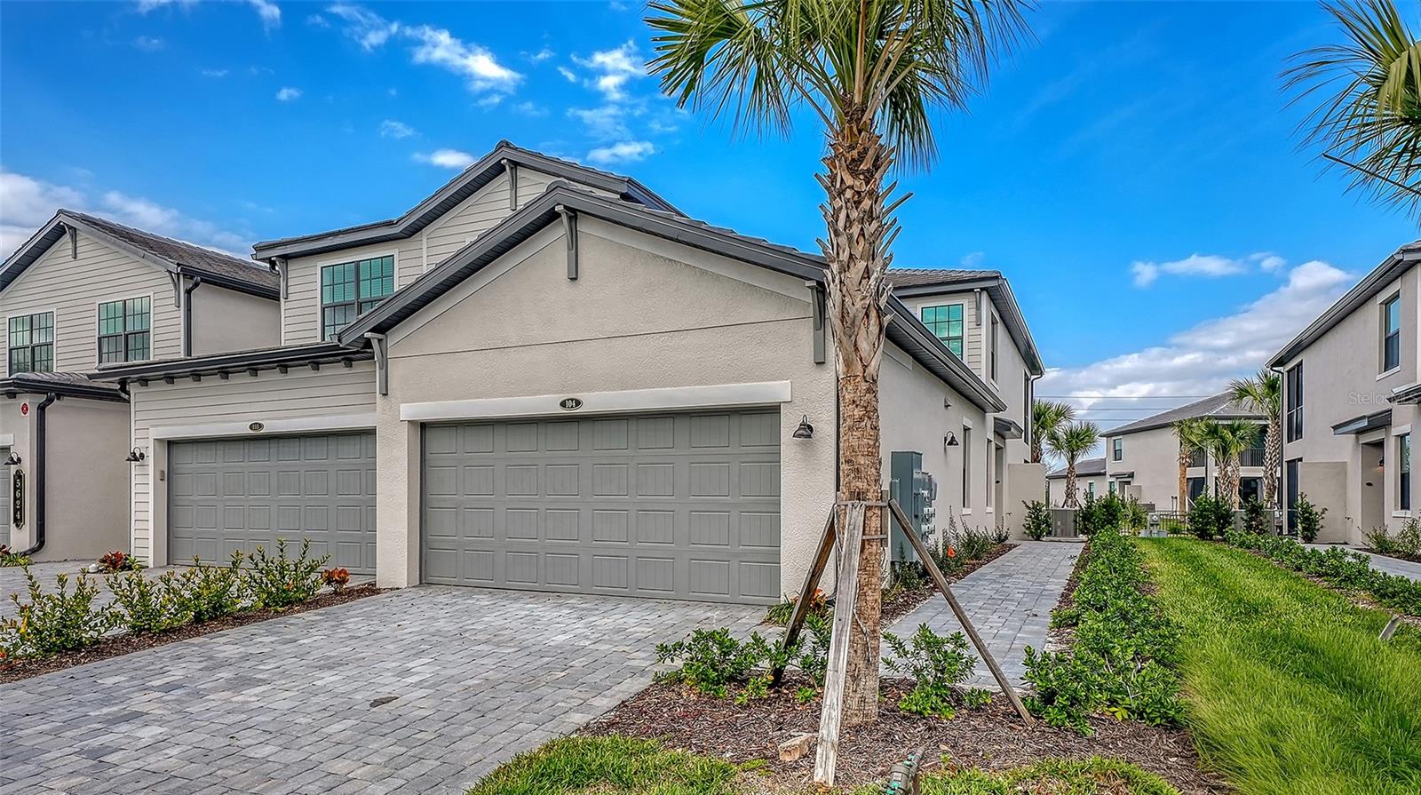 5624 Summit Pointe Cir #104