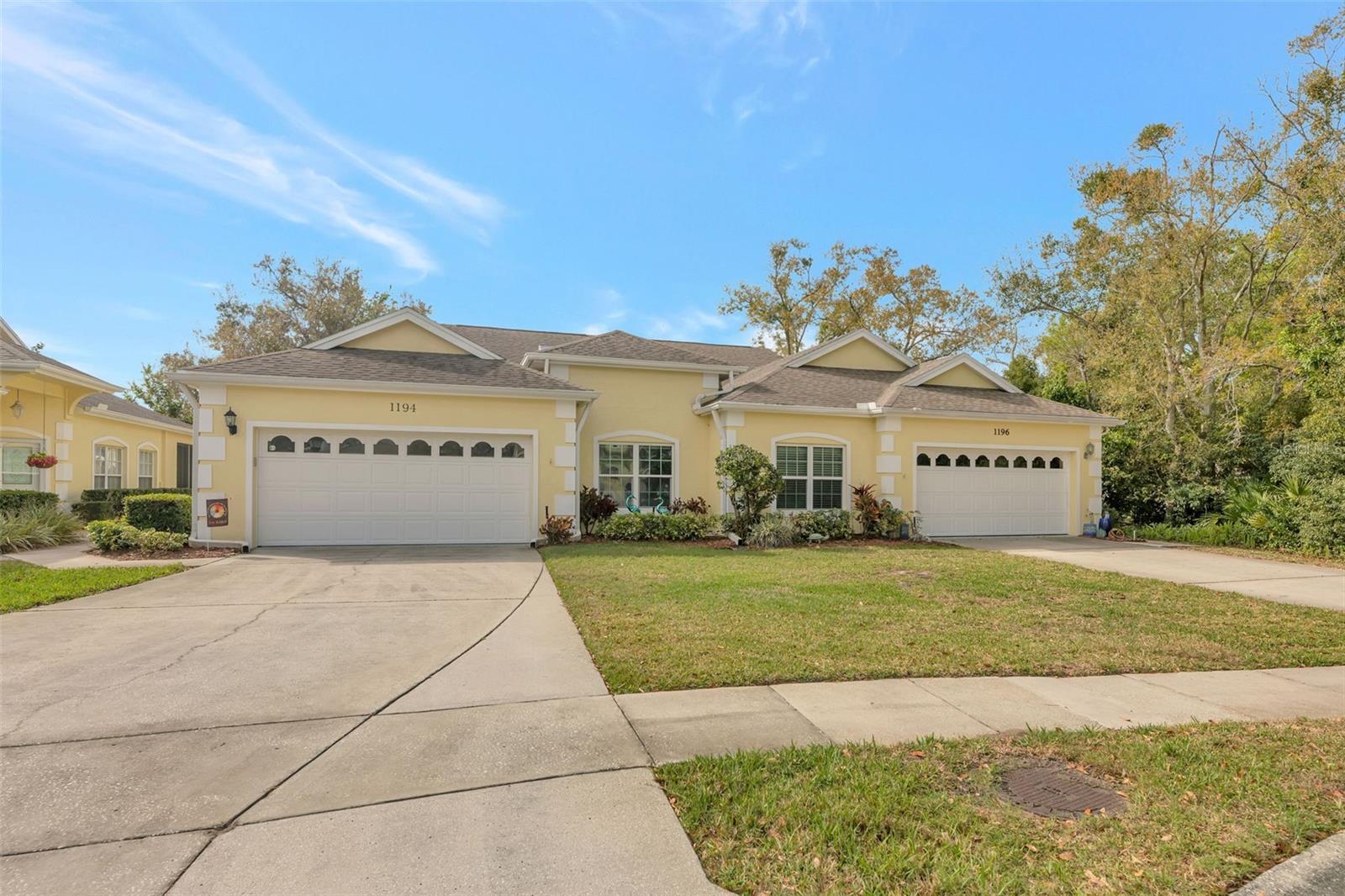 1194 Royal Blvd