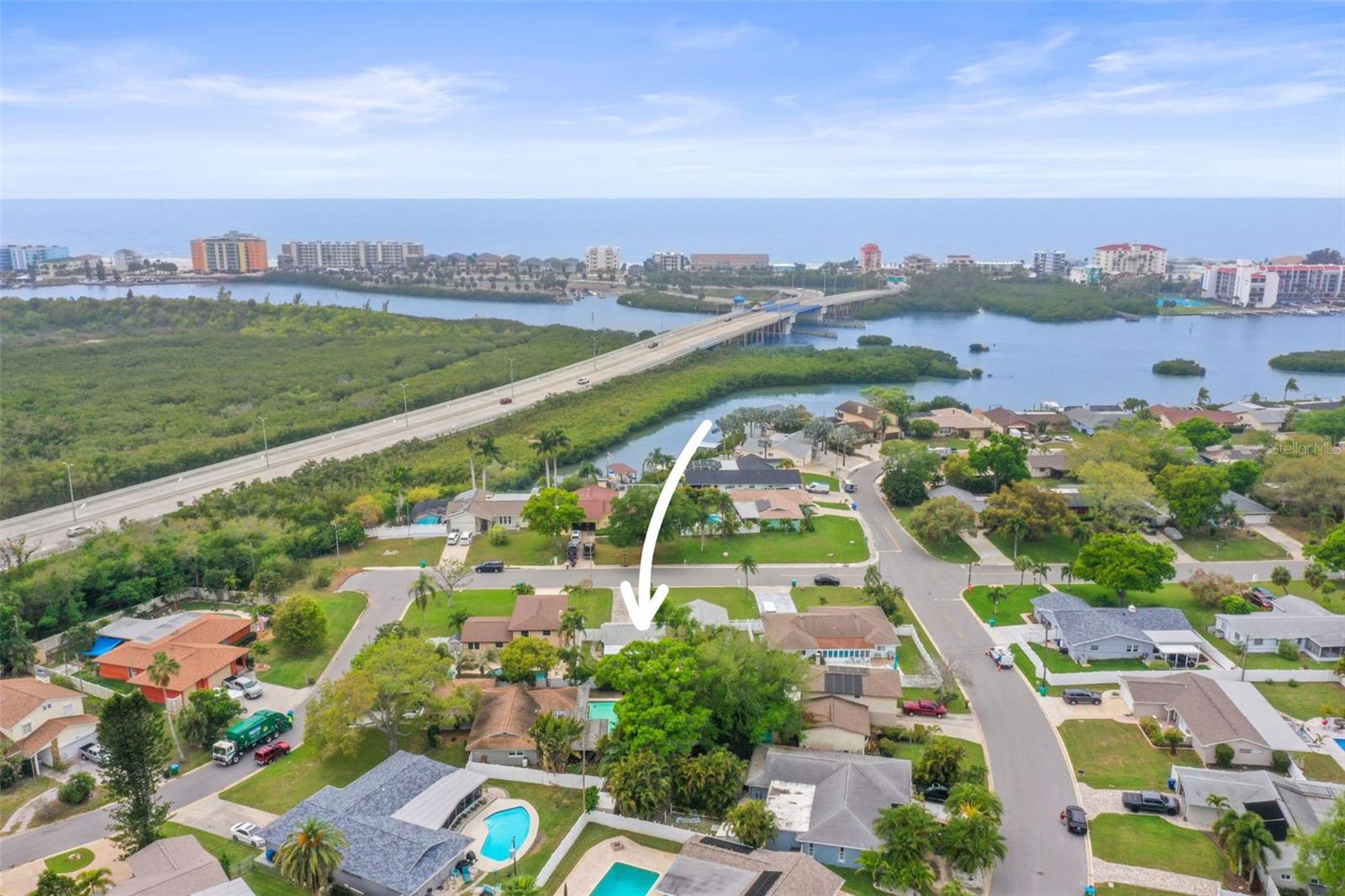7955 Bayshore Dr