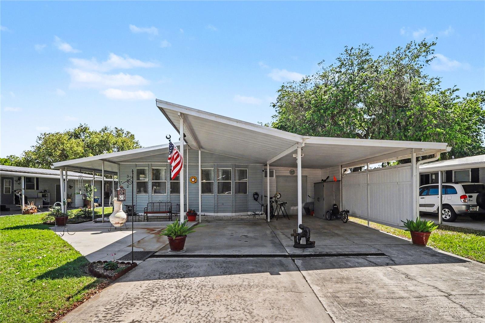 2055 S Floral Ave #322