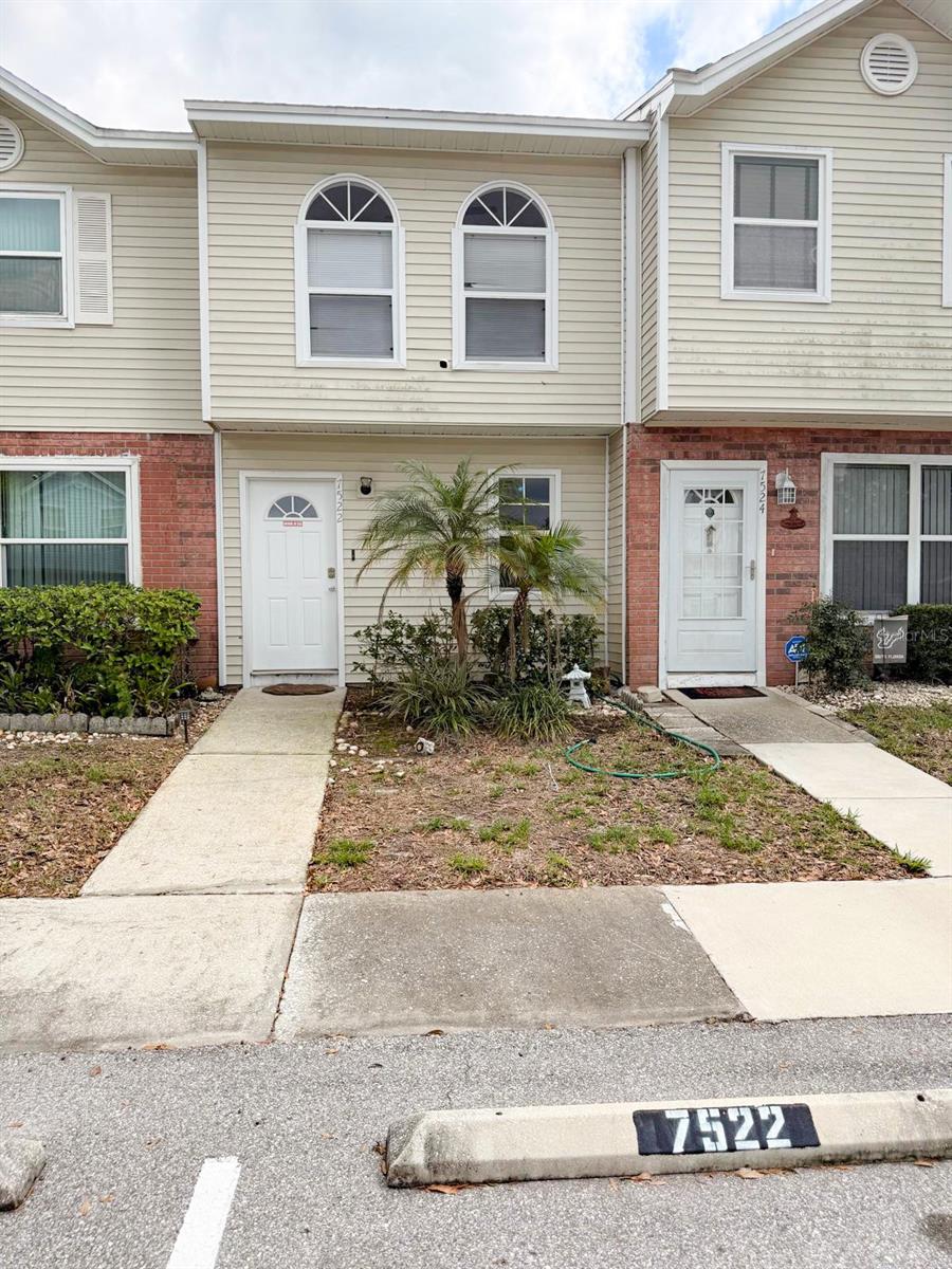 7522 Hollowell Dr