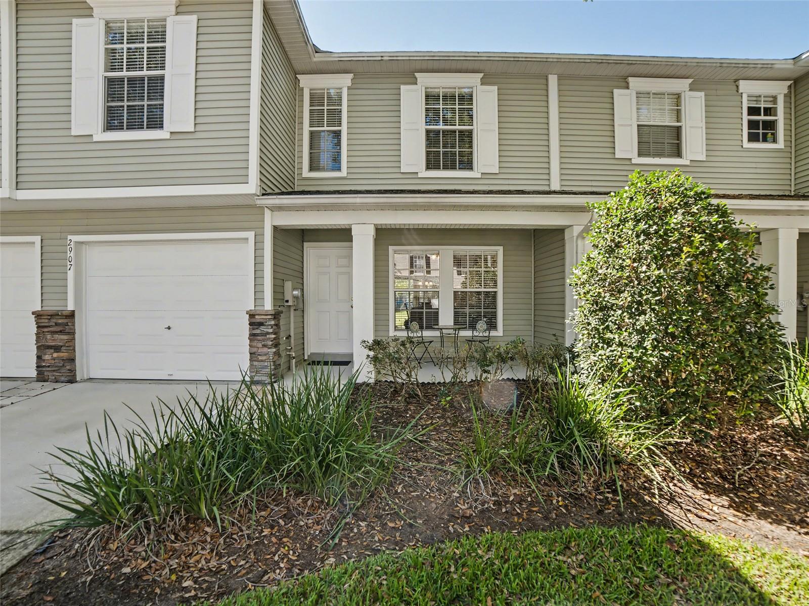 2907 Bear Oak Dr