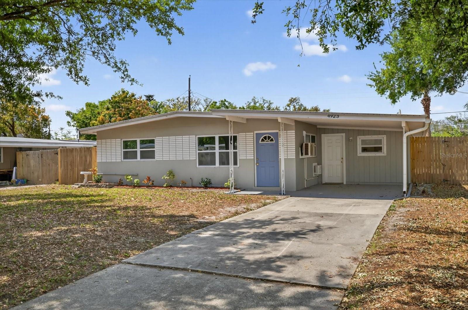 4923 Azalea Dr