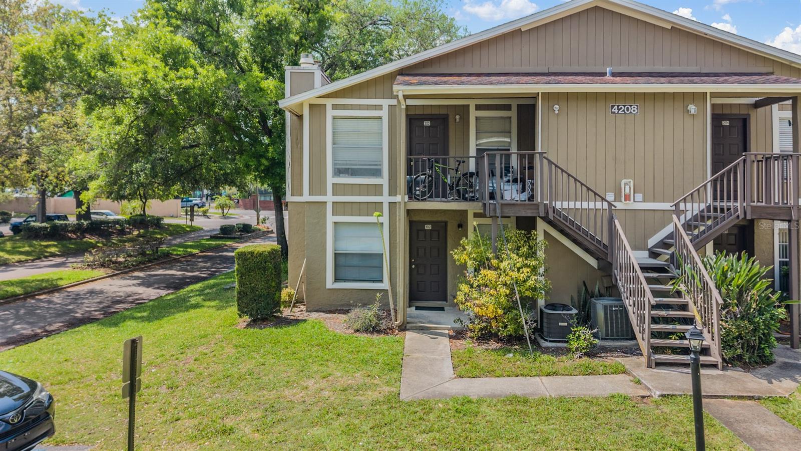 4208 Winding Moss Trl #102