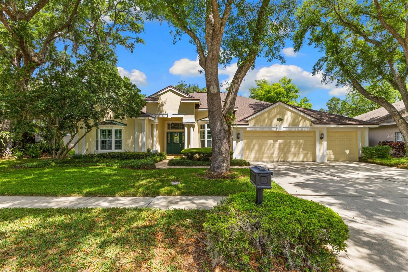 4647 Berwyn CT