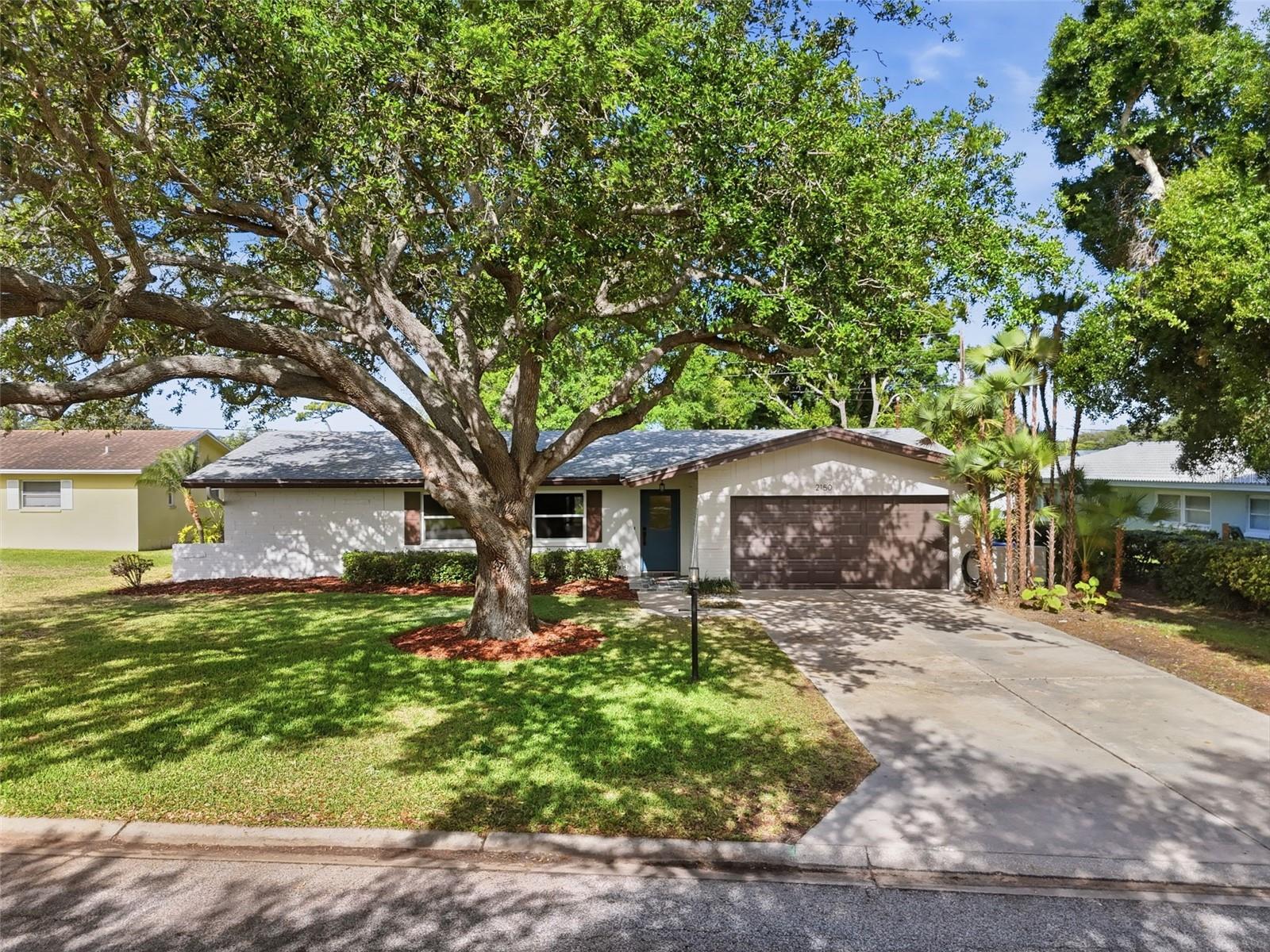 2150 Sarazen Dr