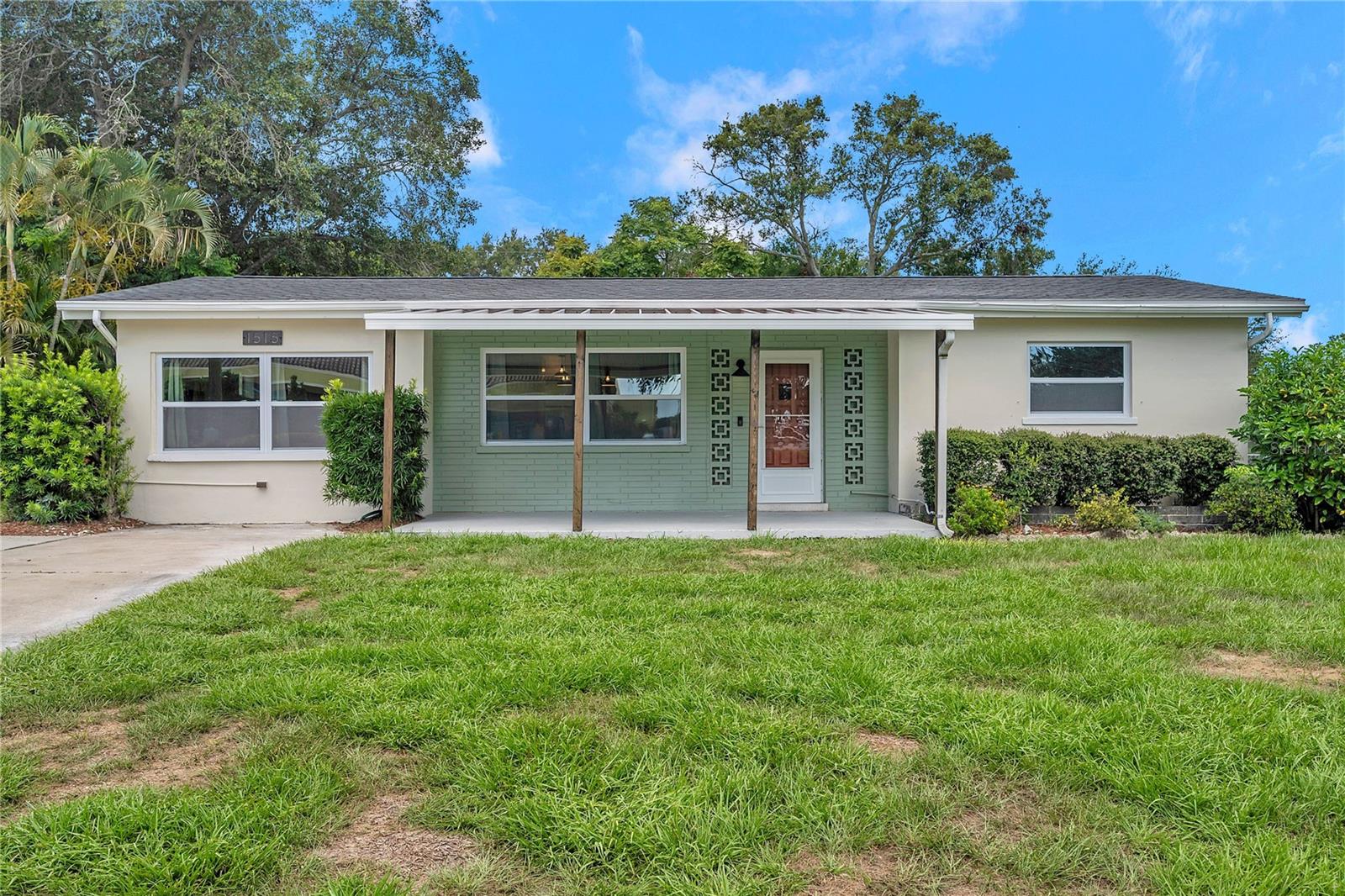 1515 Belleair Rd