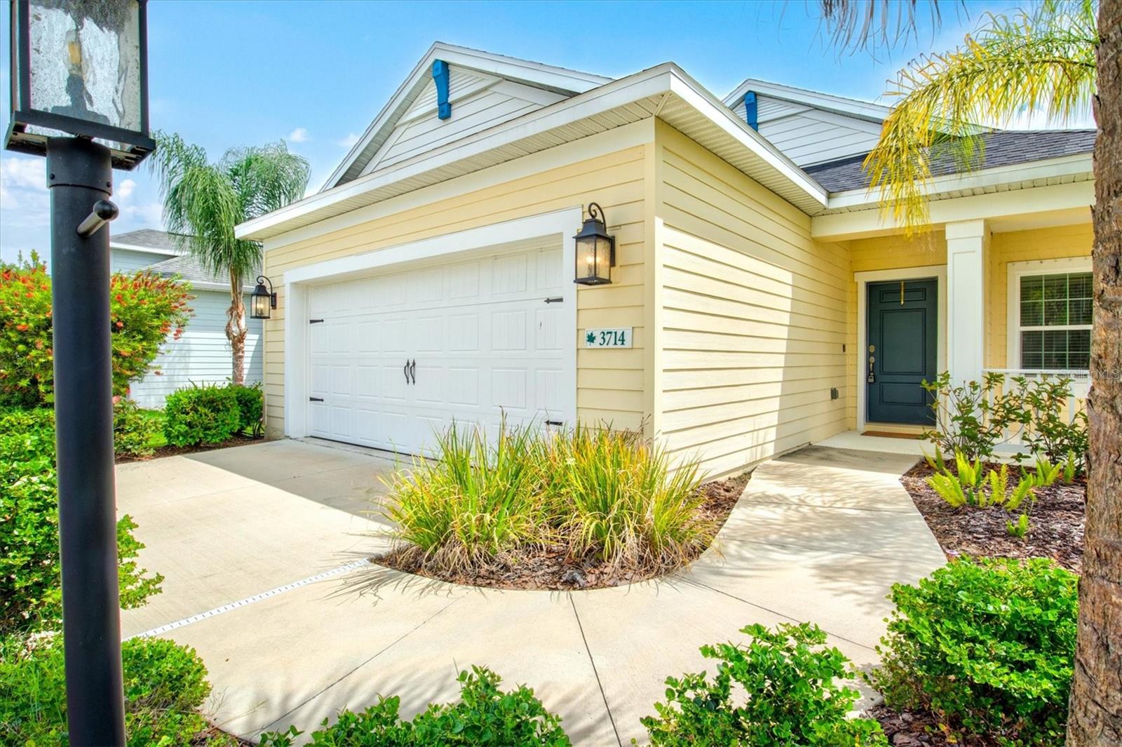 3714 Woodmont Dr