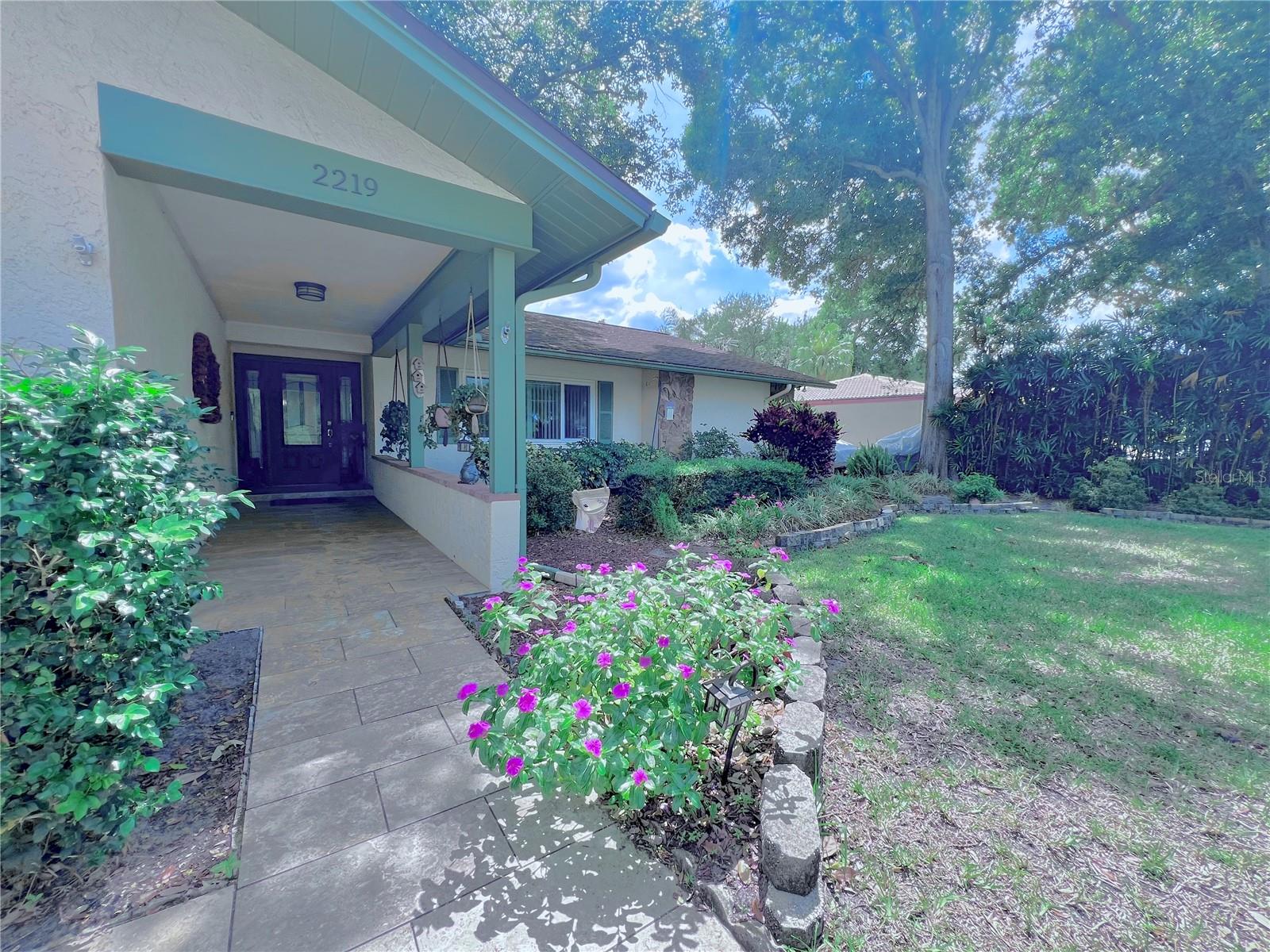 2219 Alice Ln