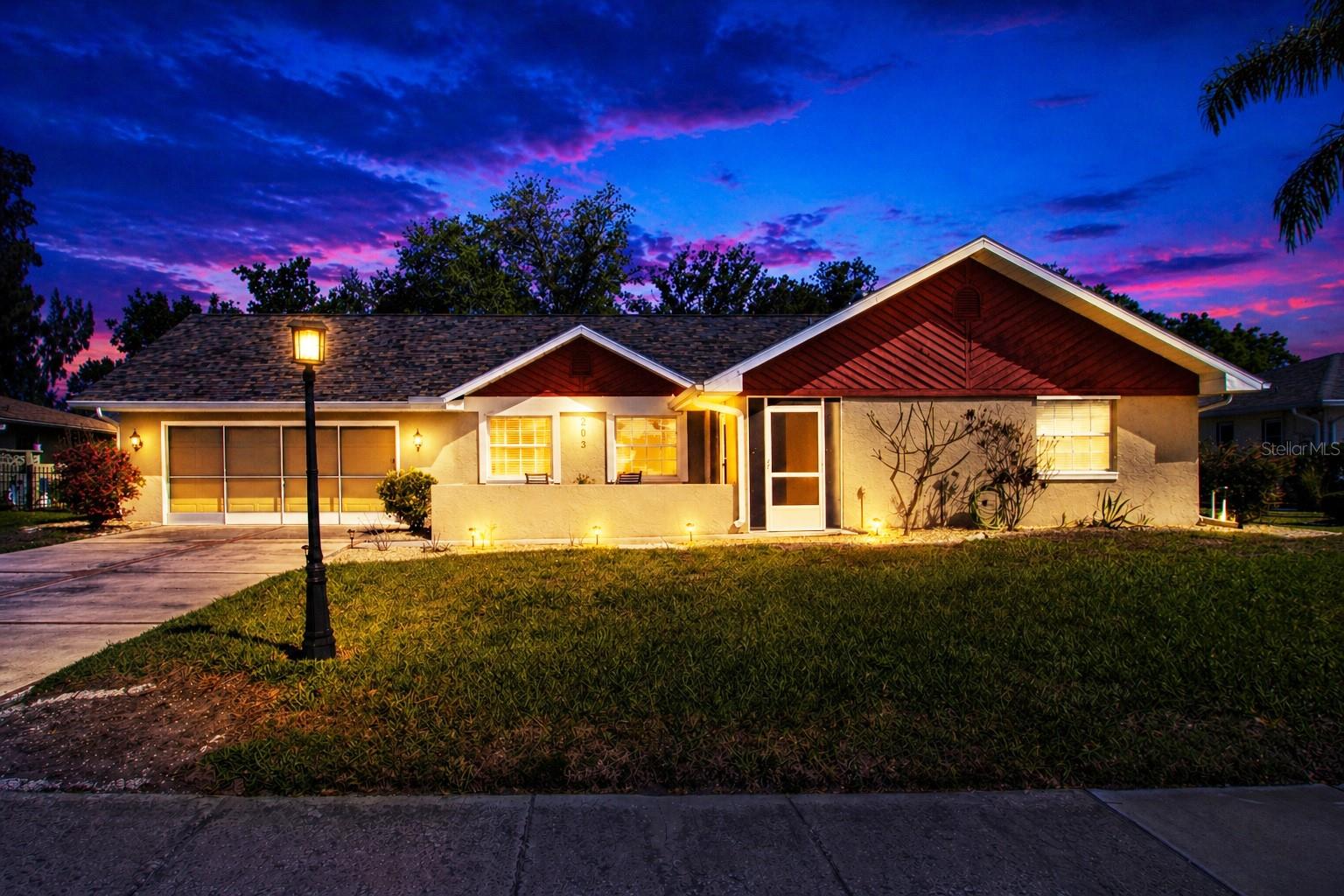 203 Amesbury Cir